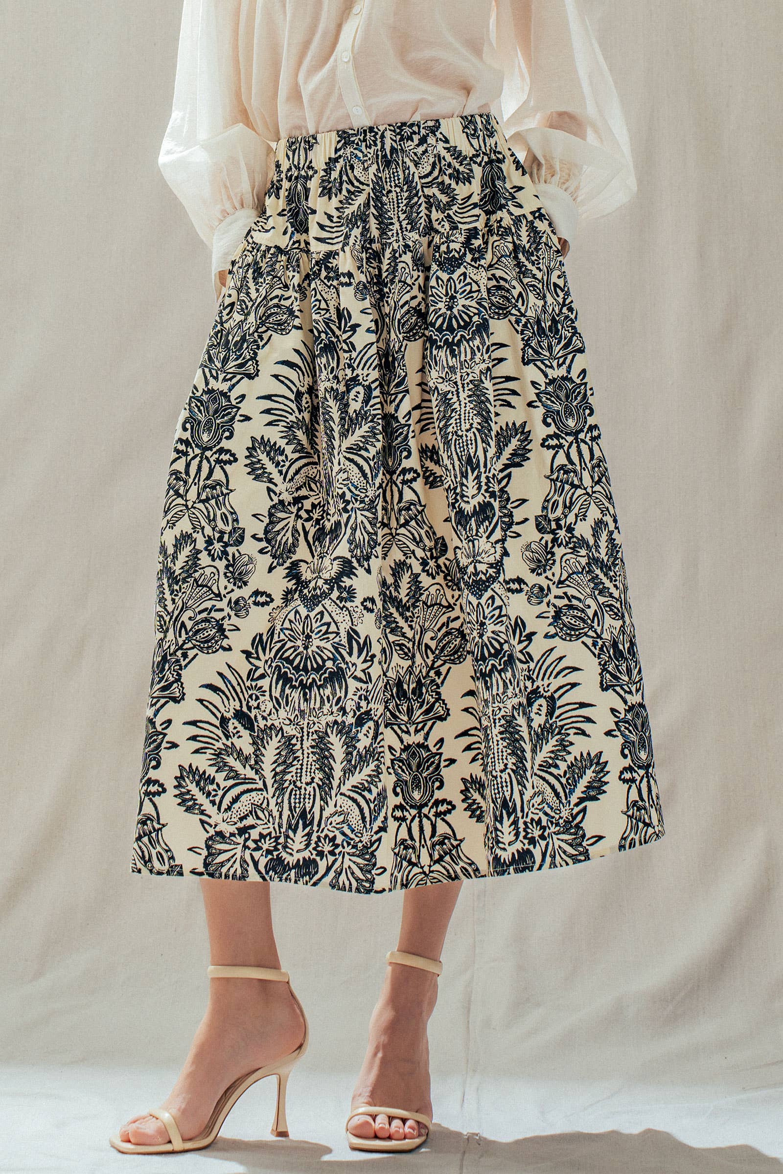 Urban Daizy Botanical Print Cotton Midi Skirt with Pockets Ivory-Black Skirt - Women's (UDSK0102) – alternate view 2