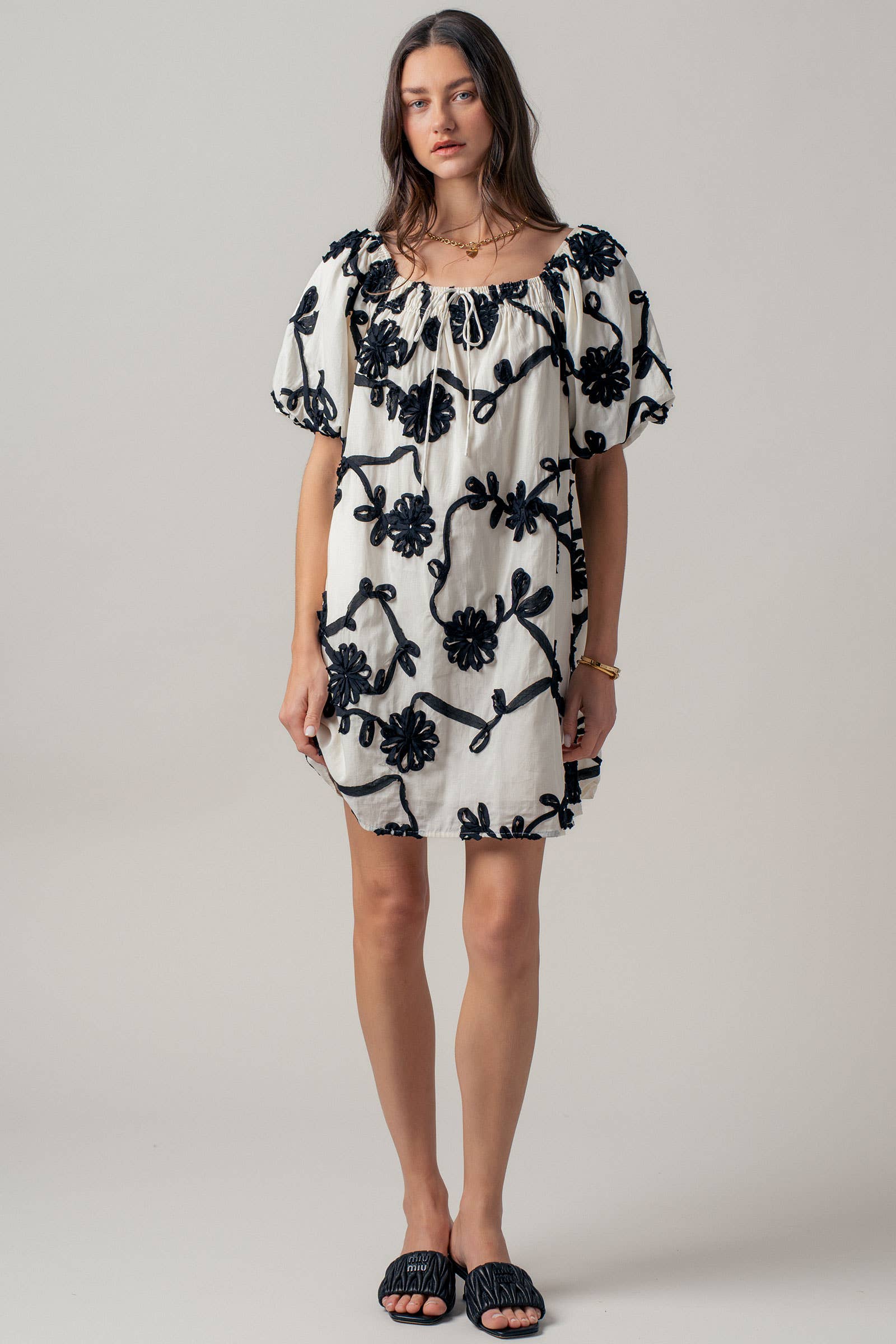 Floral Embroidery Off-Shoulder Puff Sleeve Mini Dres