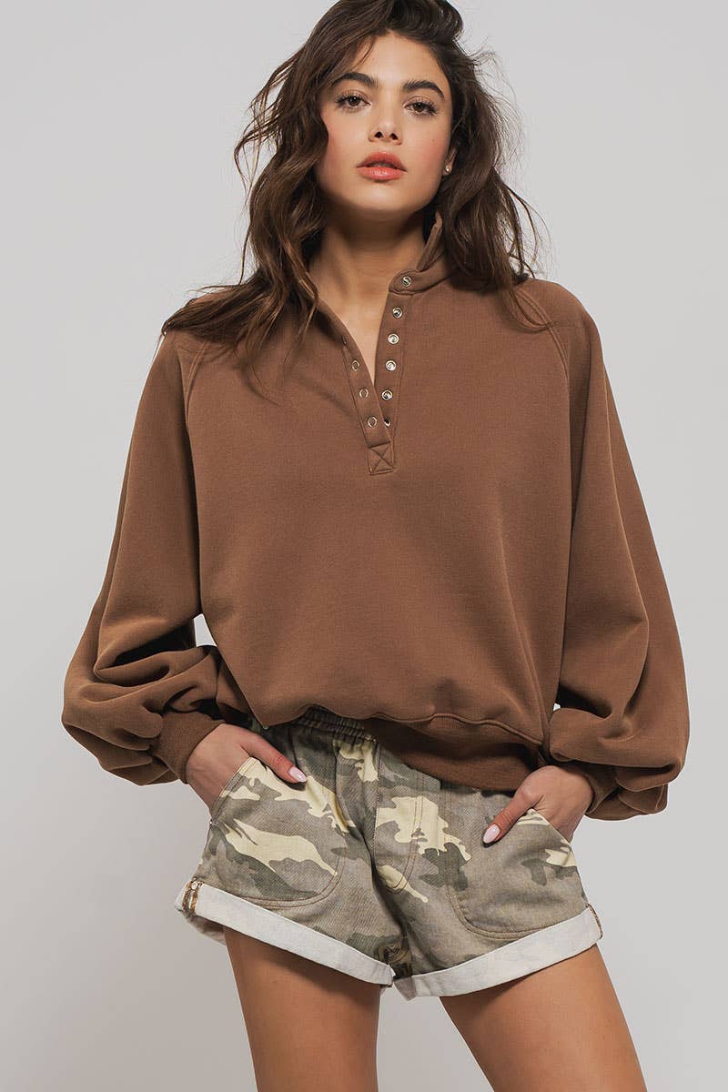 Urban Daizy Spring Elastic Waist Cuffed Print Shorts Camo Shorts - Women's (UDZ-PT-00320) – alternate view 42