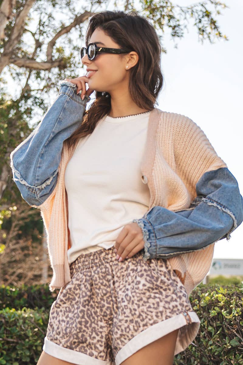 Urban Daizy Spring Elastic Waist Cuffed Print Shorts Camo Shorts - Women's (UDZ-PT-00320) – alternate view 31