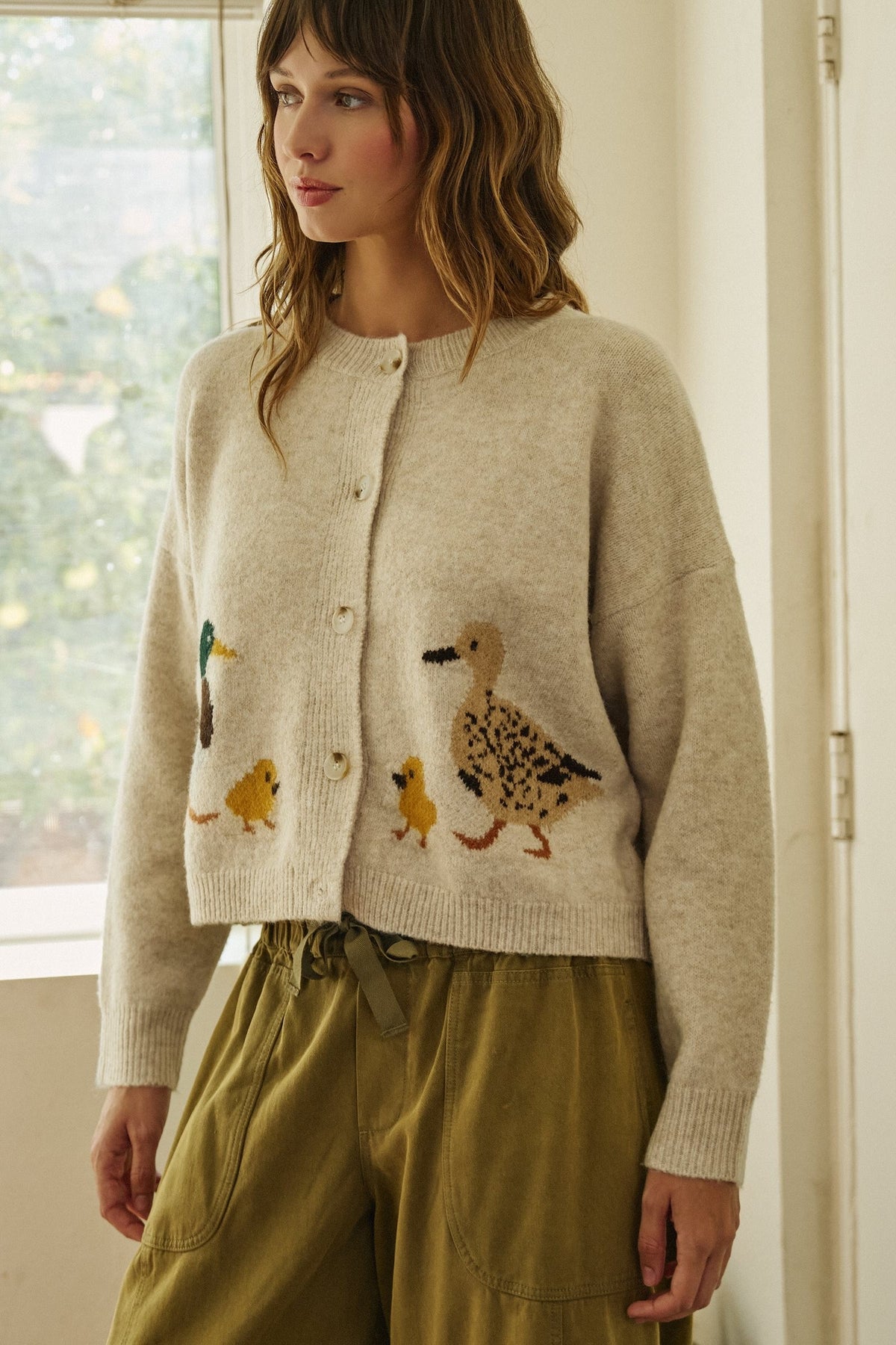 Duckling Parade Intarsia Cardigan in OATMEAL - Women's Cardigans & Shrugs | Urban Daizy