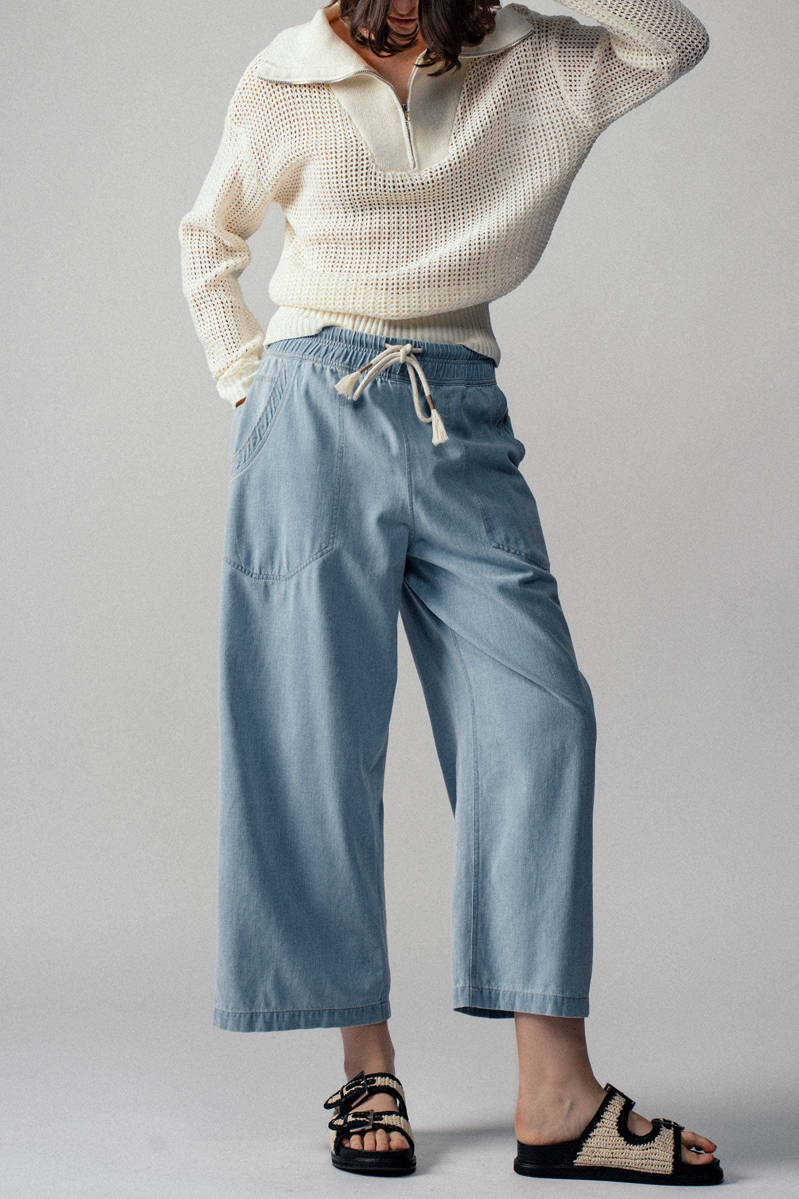 Light Blue Wide-Leg Cropped Pants