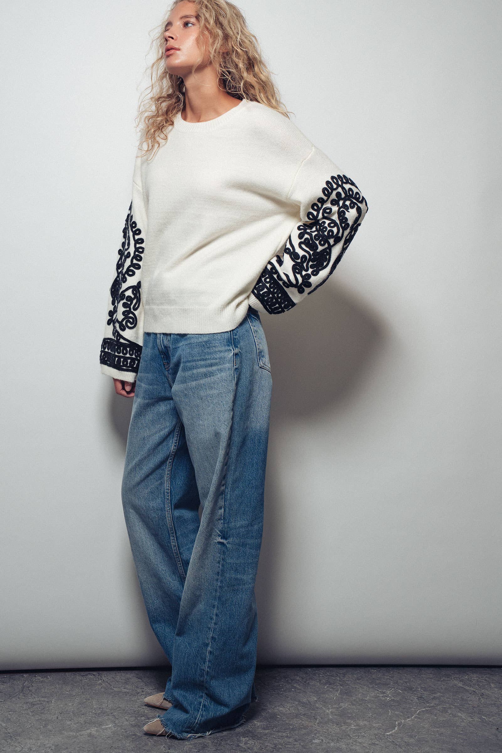 Urban Daizy Embroidered Sleeve Ivory Knit Sweater Ivory-Black Knit Sweater - Women's (UDZ-KN-00654) – alternate view 11
