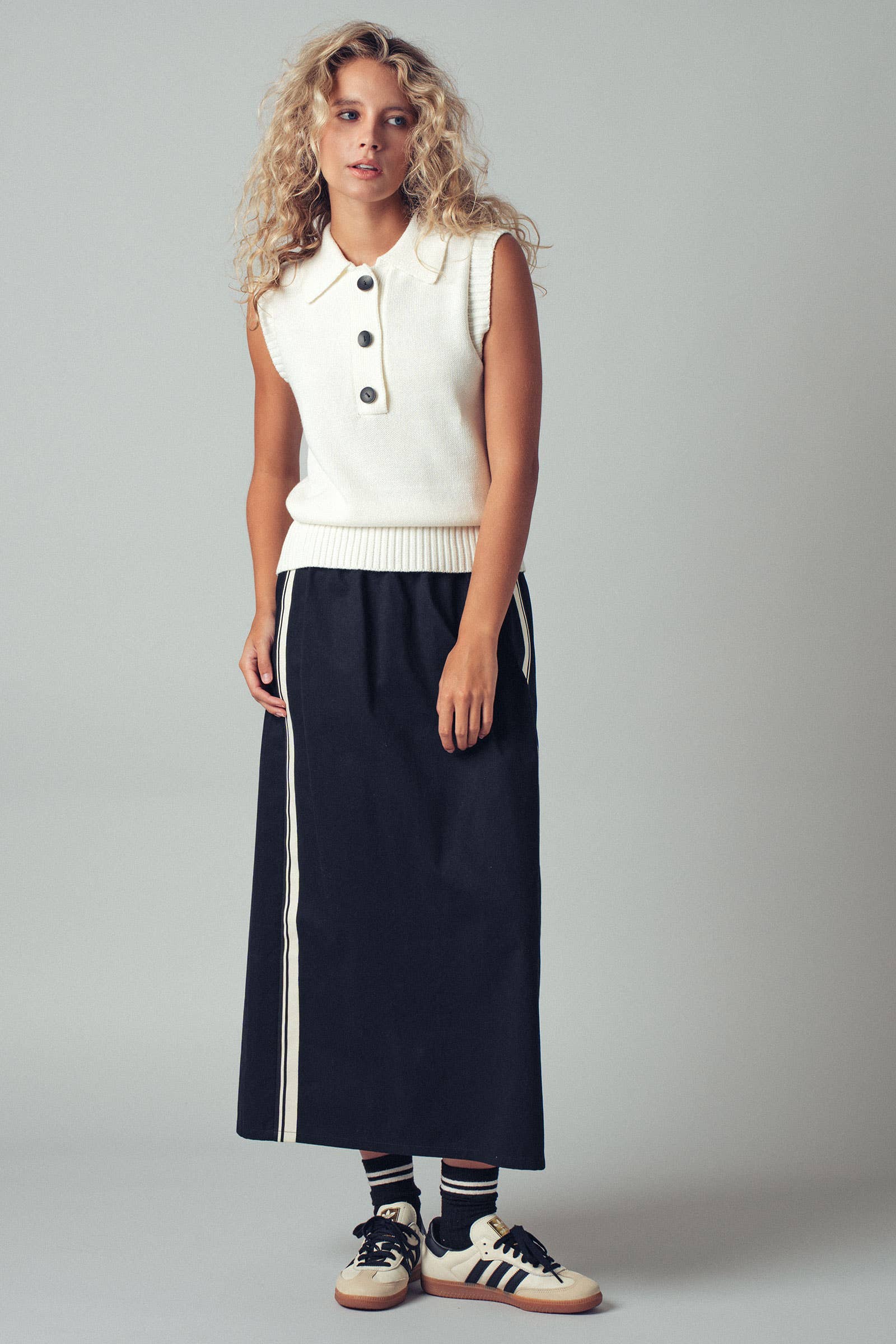 Polished Sleeveless Knit Polo Vest