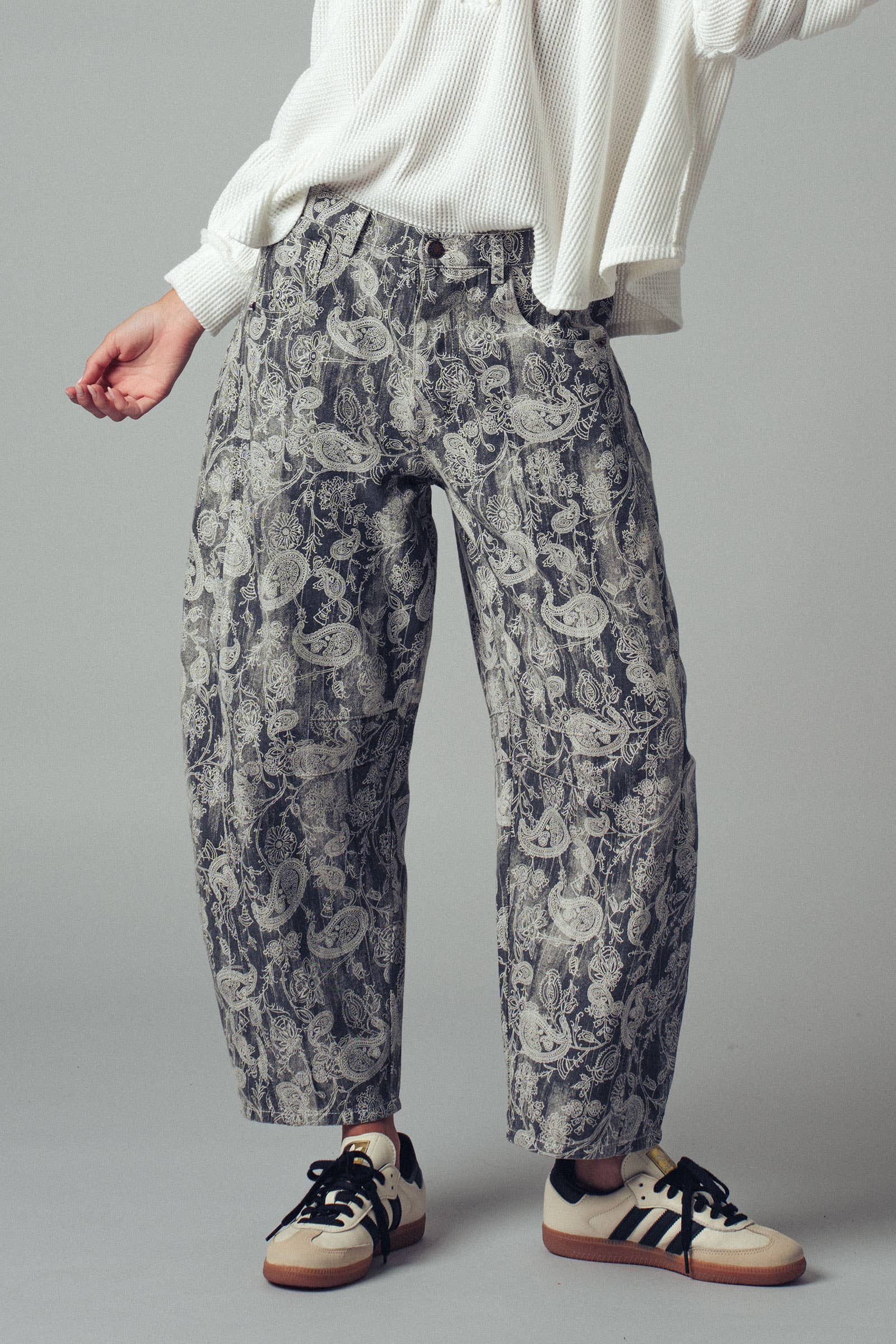 Urban Daizy Paisley Print Cropped Wide Leg Pants Grey Pants - Women's (UDZ-TP-00813) – alternate view 5