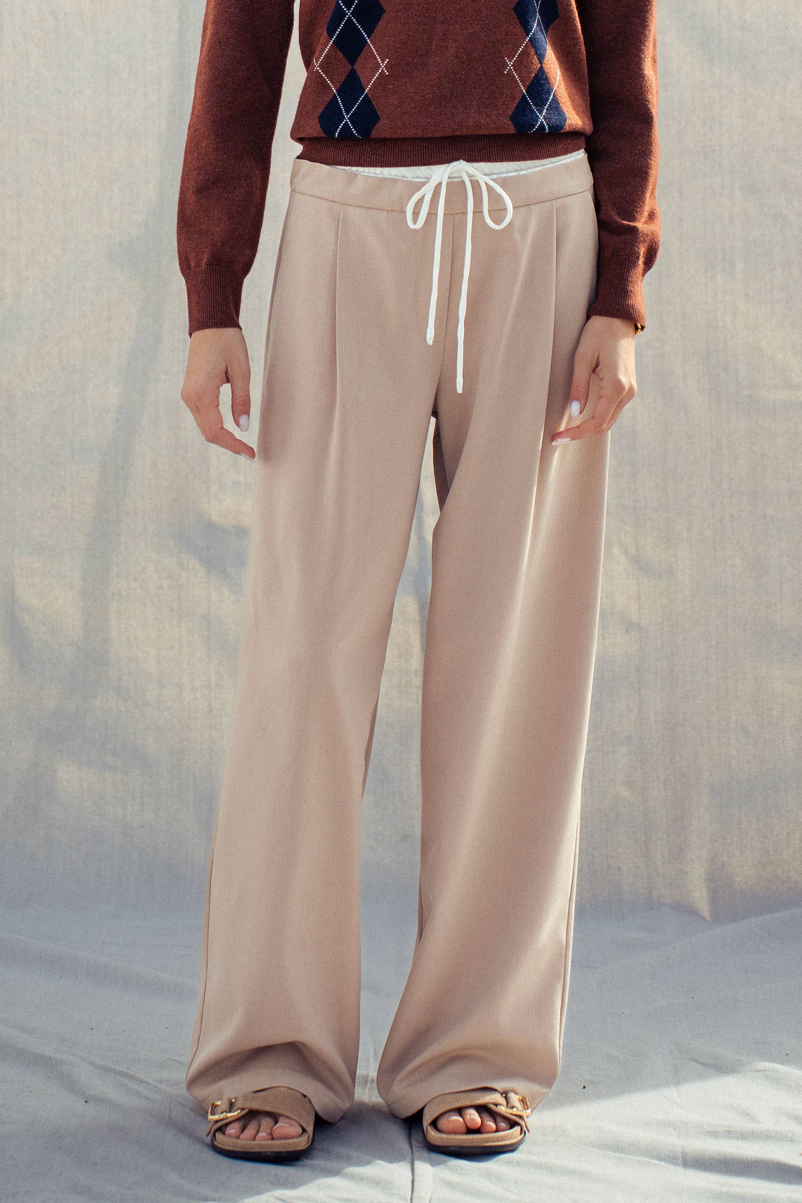 Relaxed Wide-Leg Drawstring Trousers