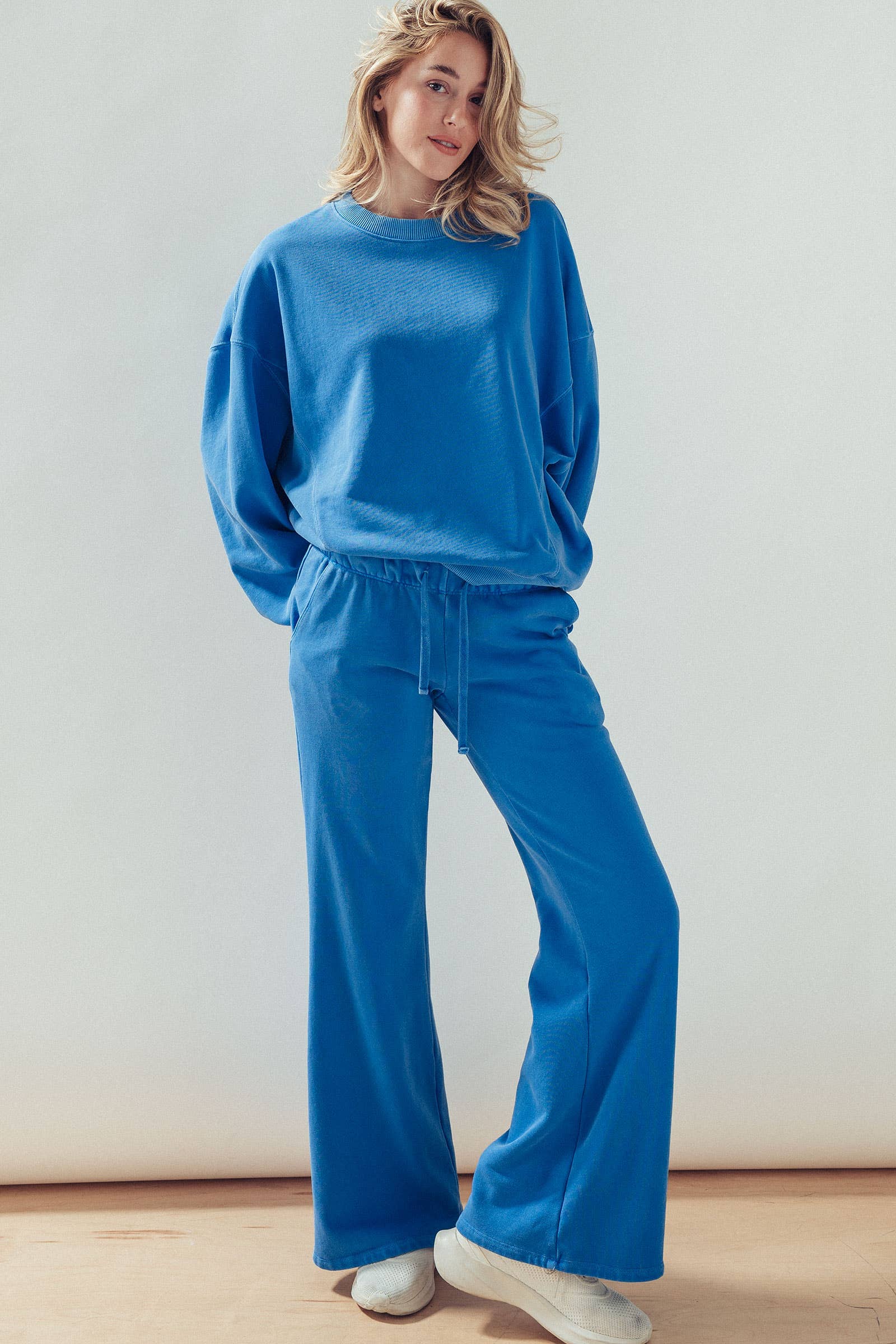 Crew Neck Comfort Washed  Spring Sweatshirt