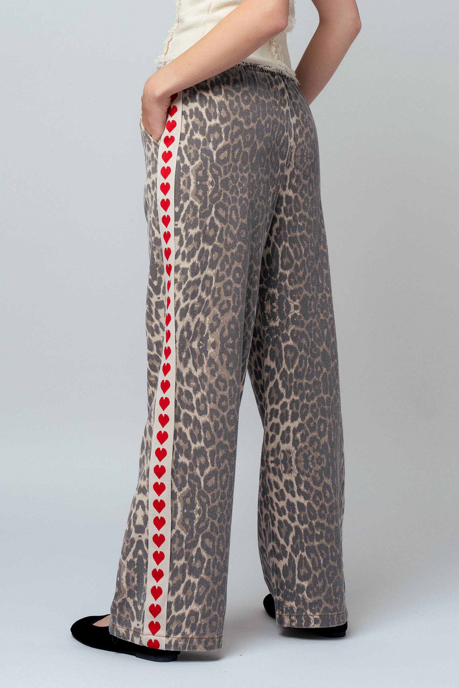 Leopard Print Heart Side Stripe Lounge Pants