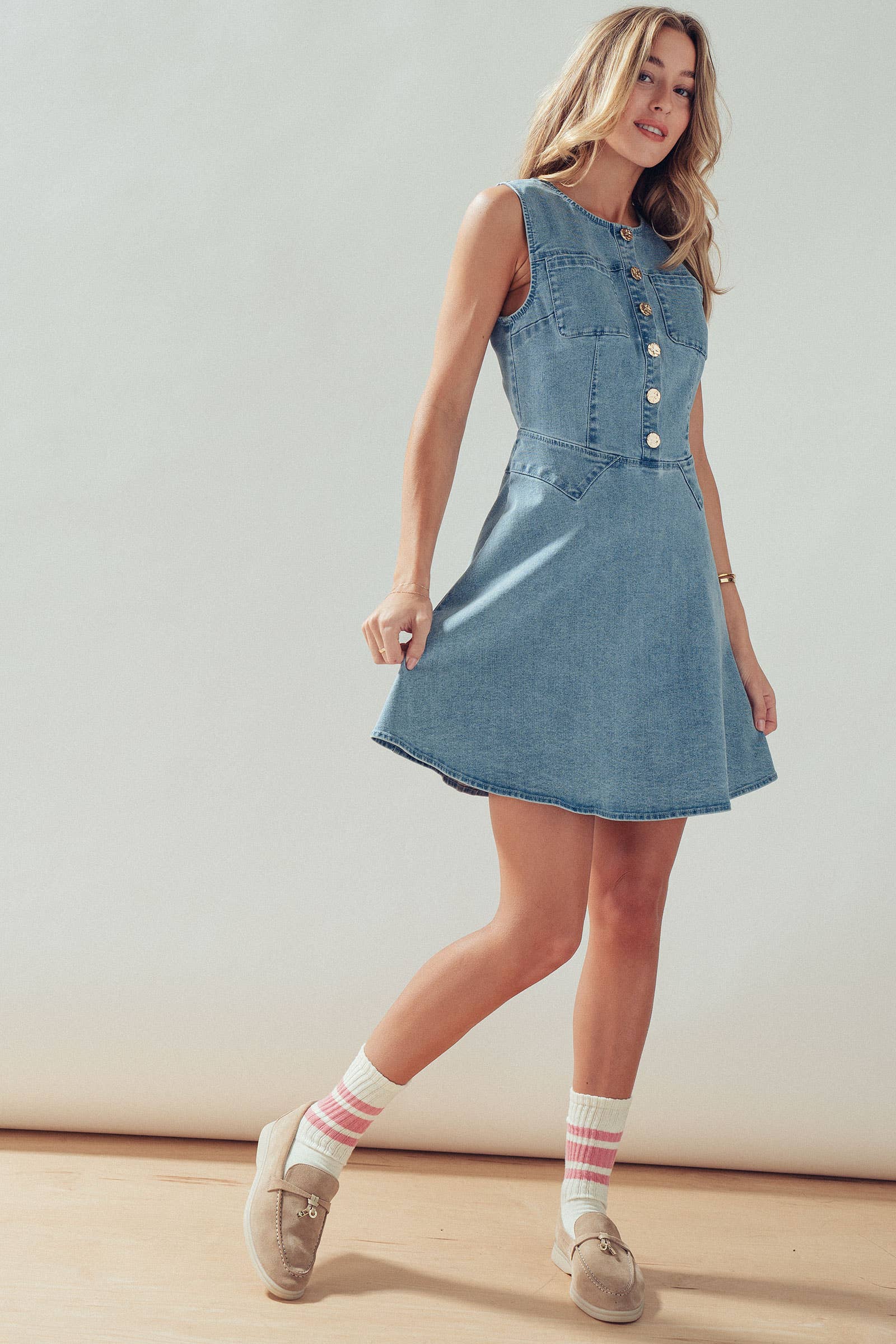 Urban Daizy Button Front Sleeveless Stretch Denim Mini Dress Lt-Pink Dress - Women's (UDZ-DR-00500) – alternate view 11