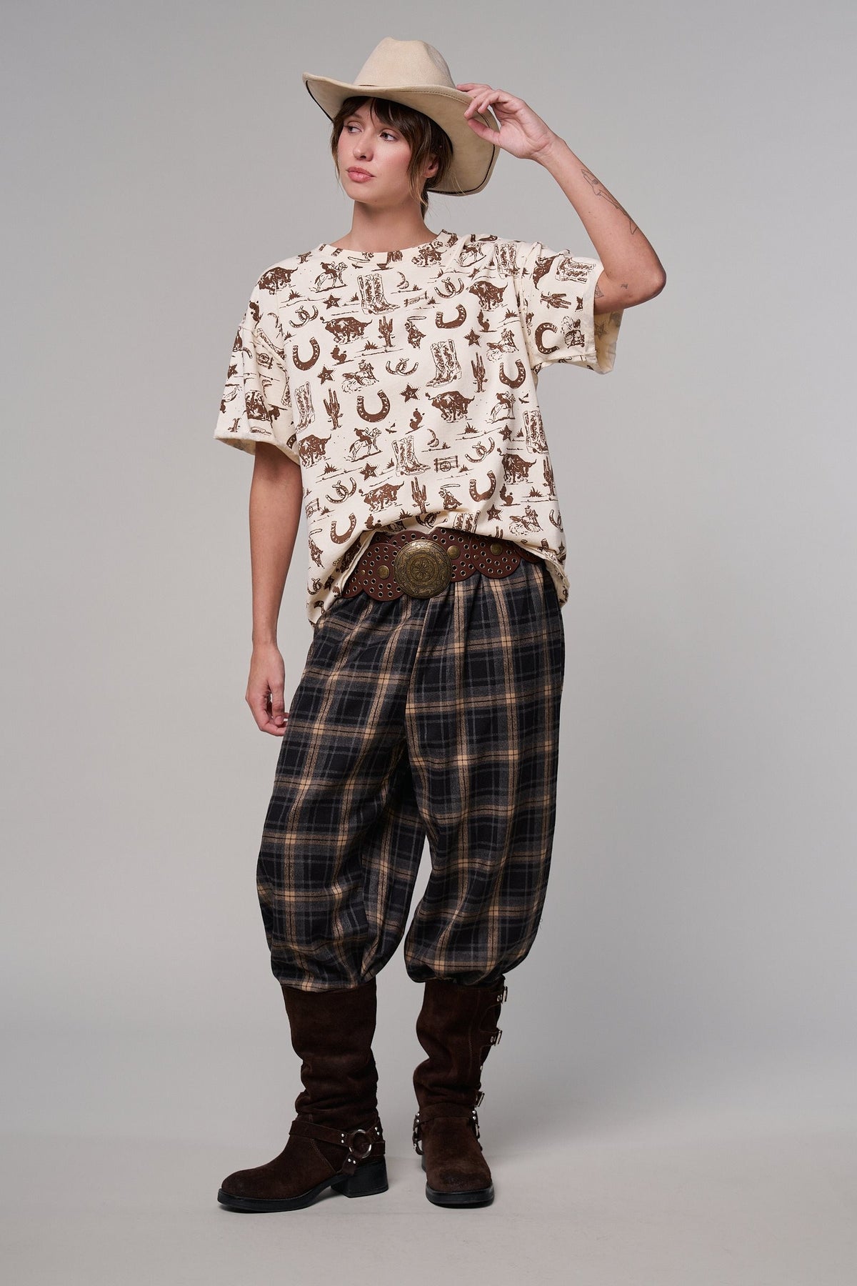 Rodeo Charm Print Oversized Tee in LT KHAKI - Women's Graphic T-shirts | Urban Daizy