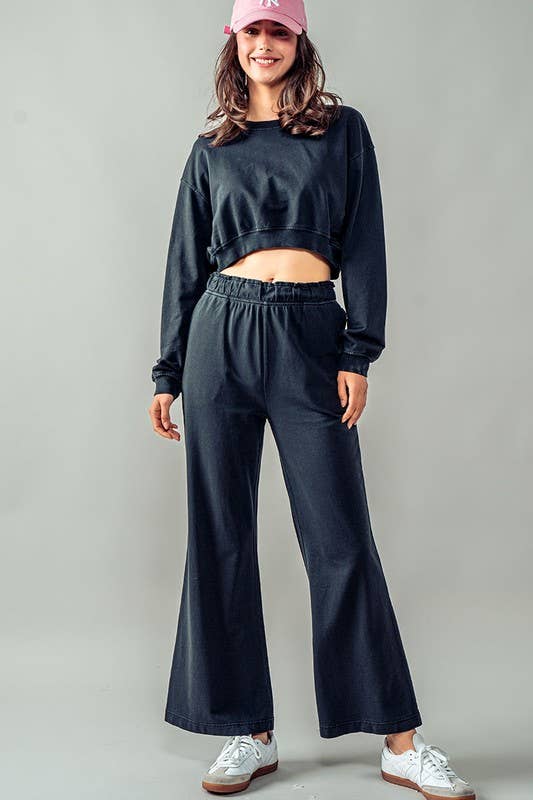 Urban Daizy Mineral Wash Mock Neck Crop Sweatshirt Black Sweatshirt - Women's (UDZ-KN-00191) – alternate view 9