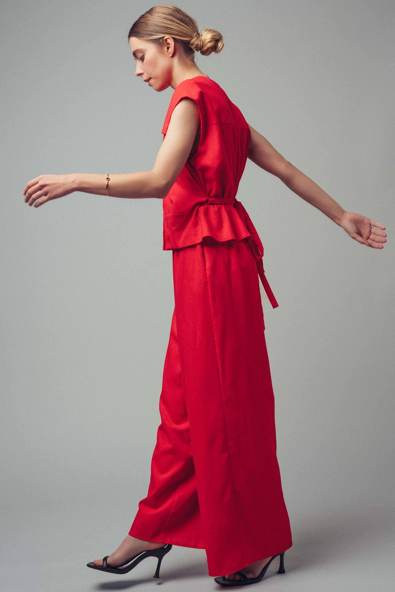 Tie-Waist Sleeveless Wide-Leg Linen Blend Jumpsuit