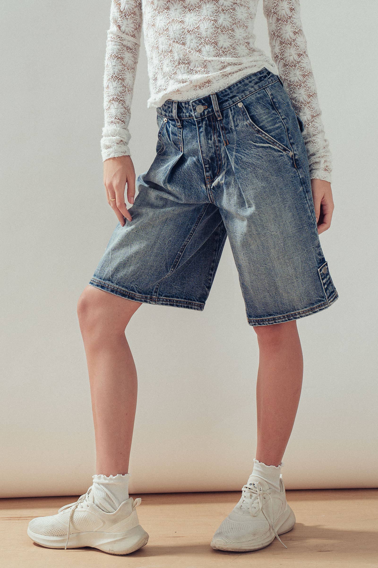 Urban Daizy Wide-Leg Utility Denim Bermuda Shorts Denim Shorts - Women's (UDZ-PT-00464) ��� alternate 