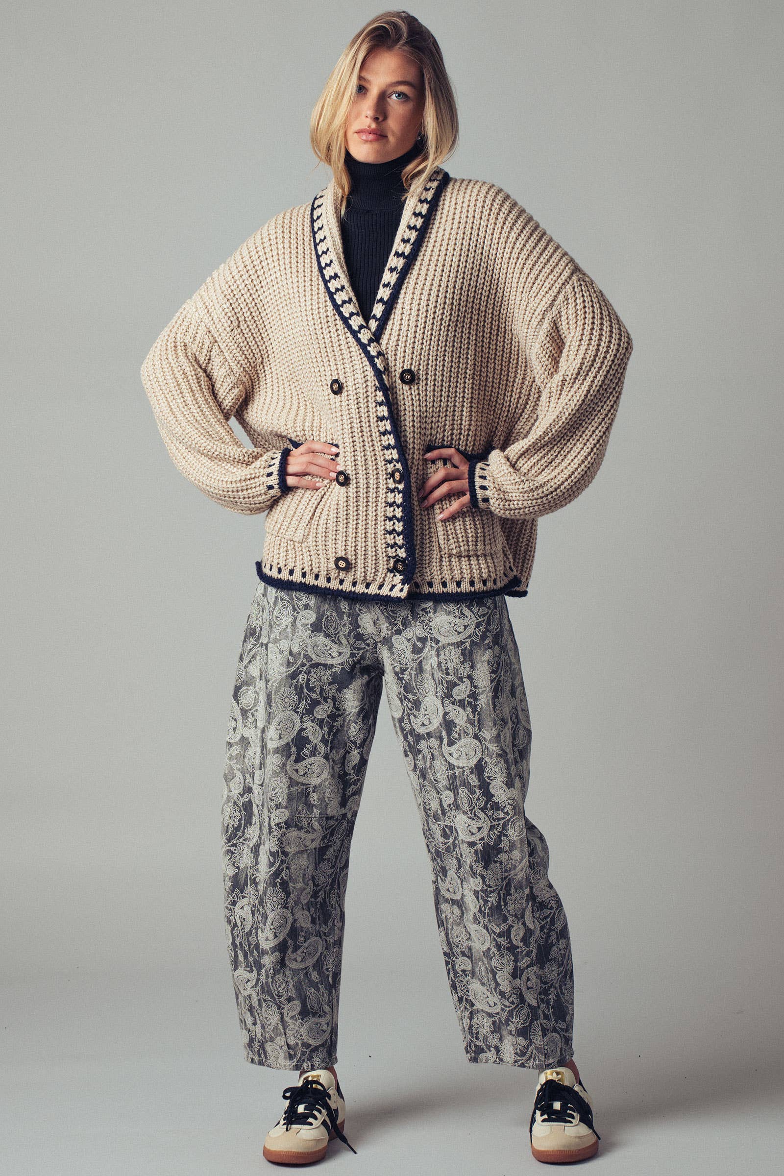 Urban Daizy Paisley Print Cropped Wide Leg Pants Grey Pants - Women's (UDZ-TP-00813) – alternate view 10