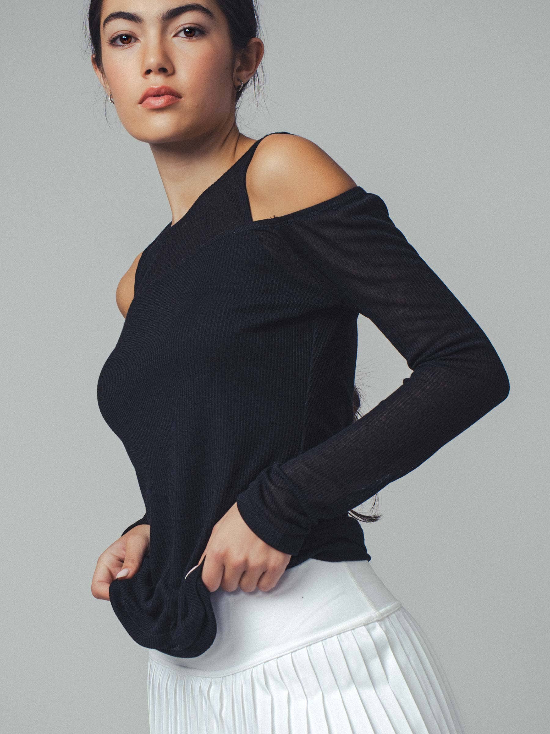 Urban Daizy Layered Ribbed Knit Off-Shoulder Long Sleeve Top Black Tank Top - Women's (UDZ-TP-00229)