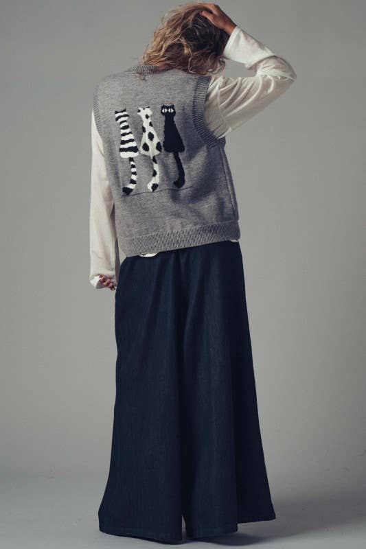 Urban Daizy Cat Print Knit Sweater Vest Grey Sweater Vest - Women's (UDZ-TP-00814) – alternate view 12