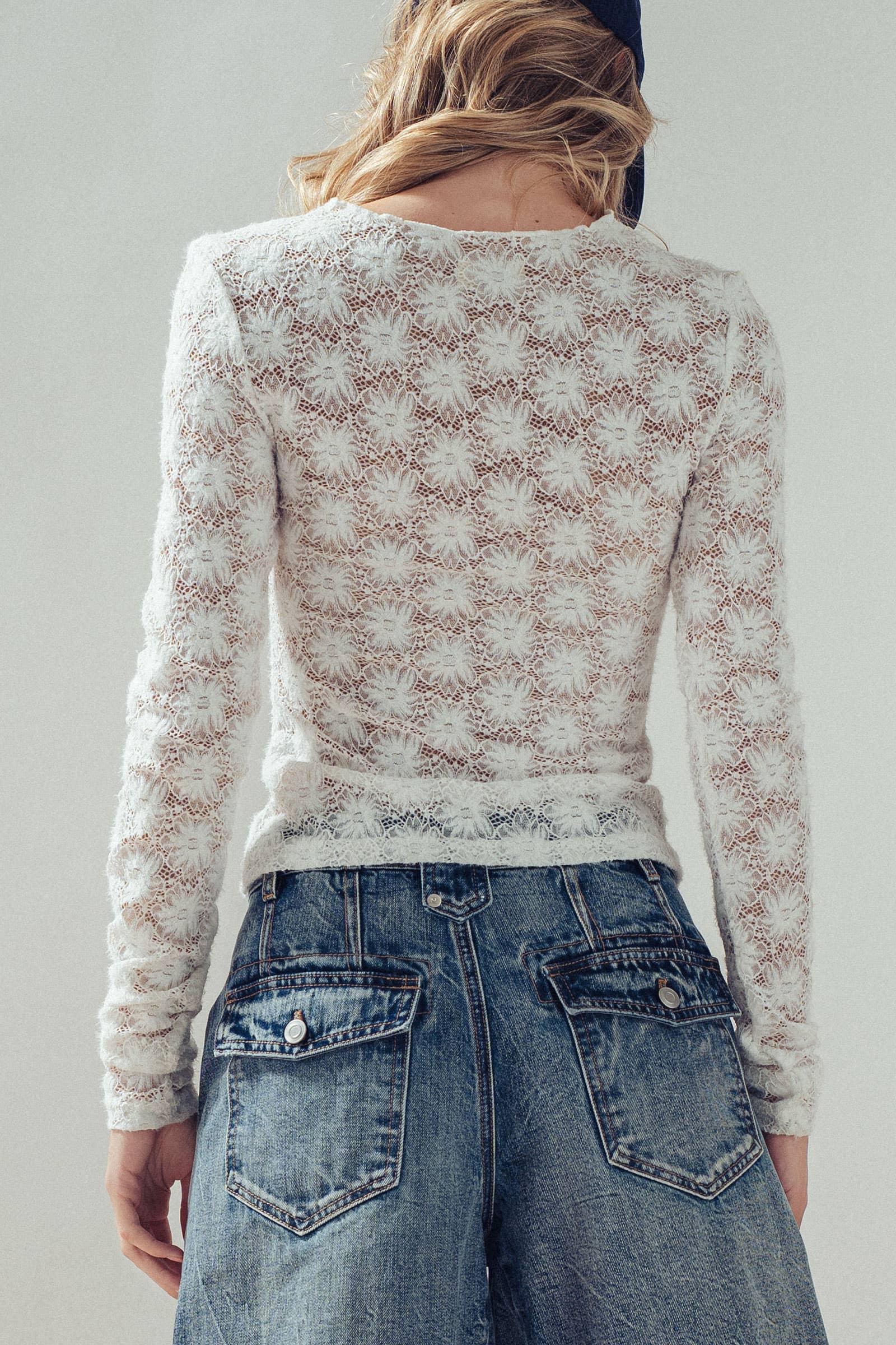 Romantic Floral Stretch Lace Layering Top