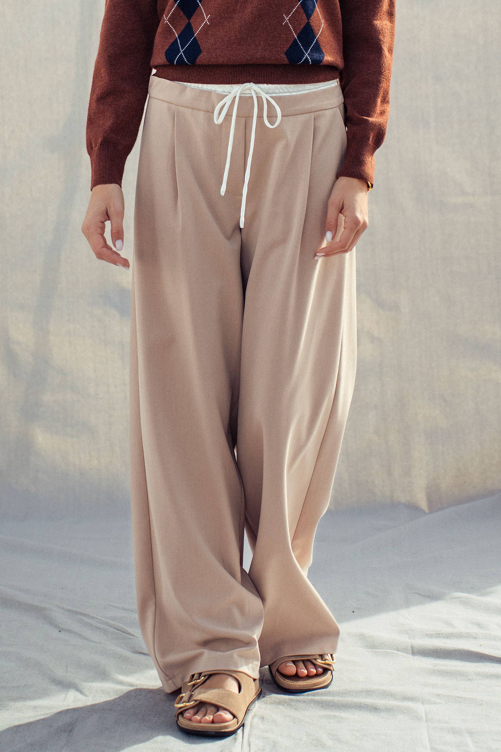 Relaxed Wide-Leg Drawstring Trousers