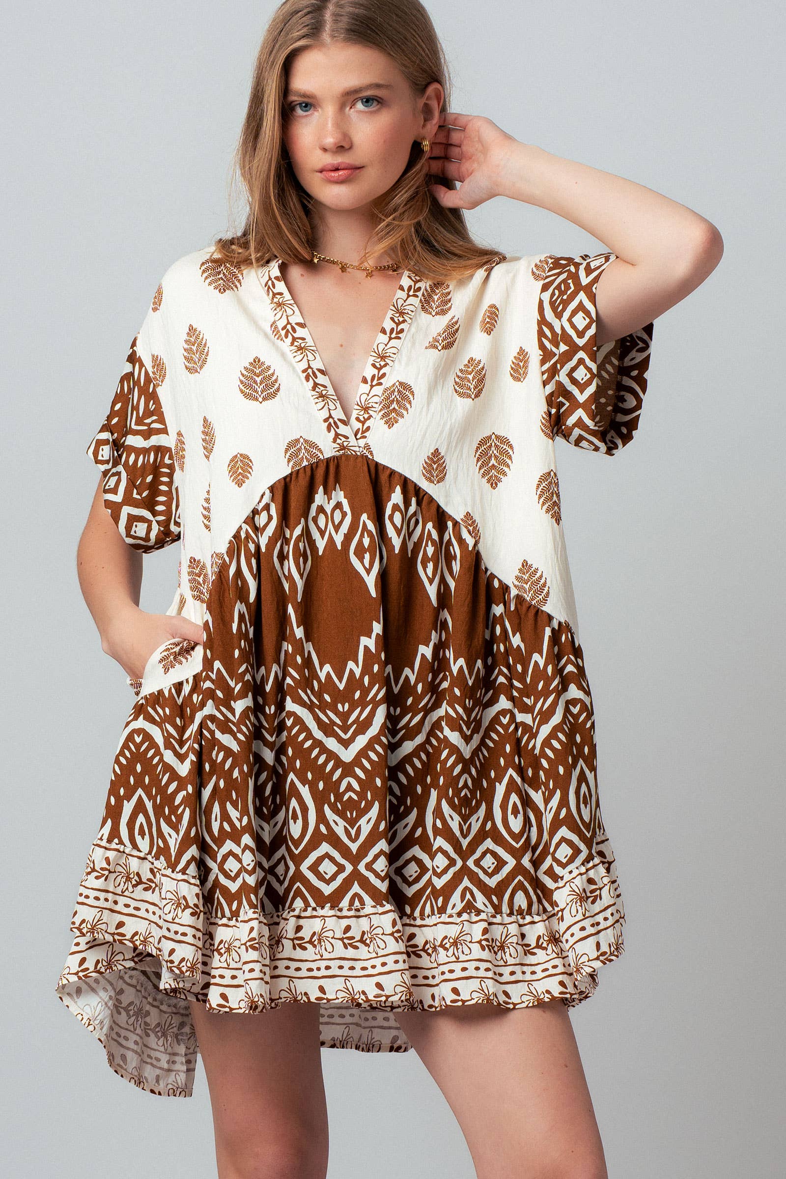 Urban Daizy Mixed-Print V-Neck Tiered Boho Mini Dress Ivory-Brown Dress - Women's (UDZ-DR-00476) – alternate view 7