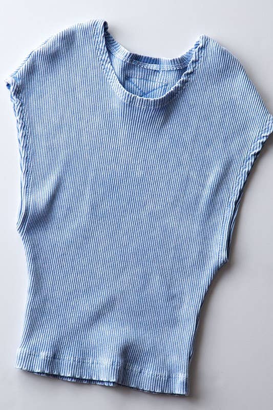 Urban Daizy Ribbed Knit Crop Short Sleeve Fitted Casual Spring Top Blue Knit Top - Women's (UDZ-TP-00081)