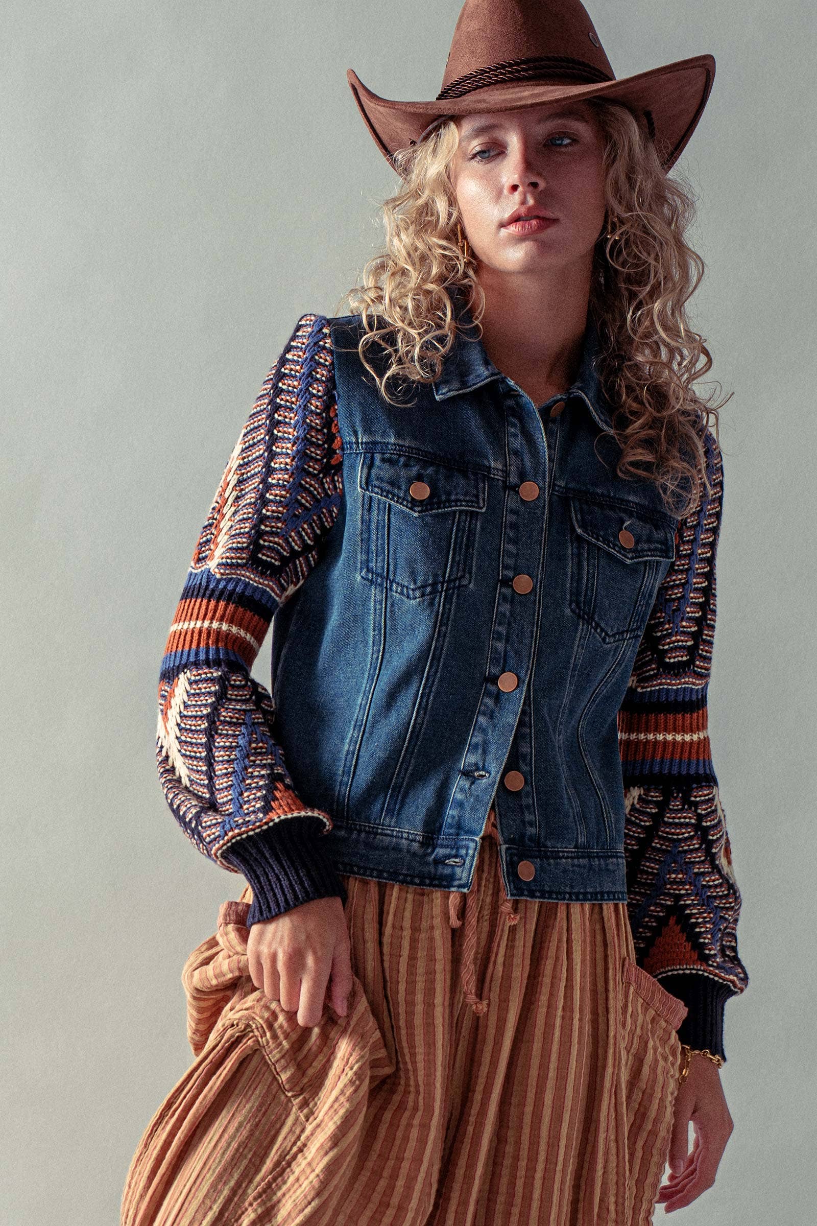 Urban Daizy Knit Sleeves Denim Jacket Denim Denim Jacket - Women's (UDZ-KN-00655) – alternate view 7