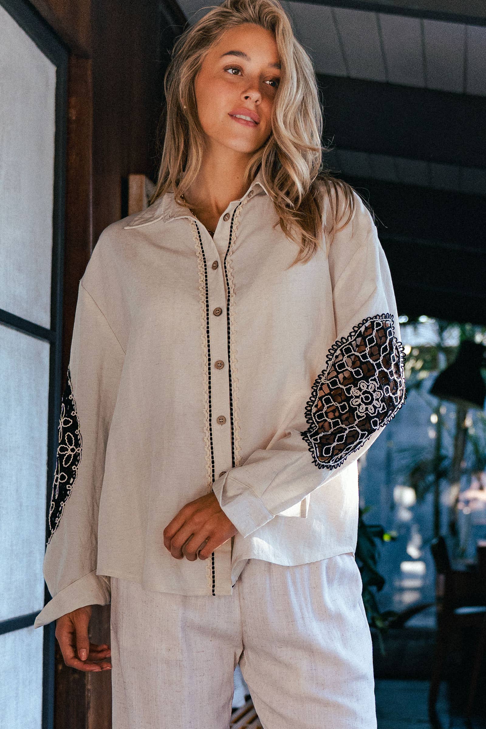 Contrast Crochet Insert Button-Down Shirt