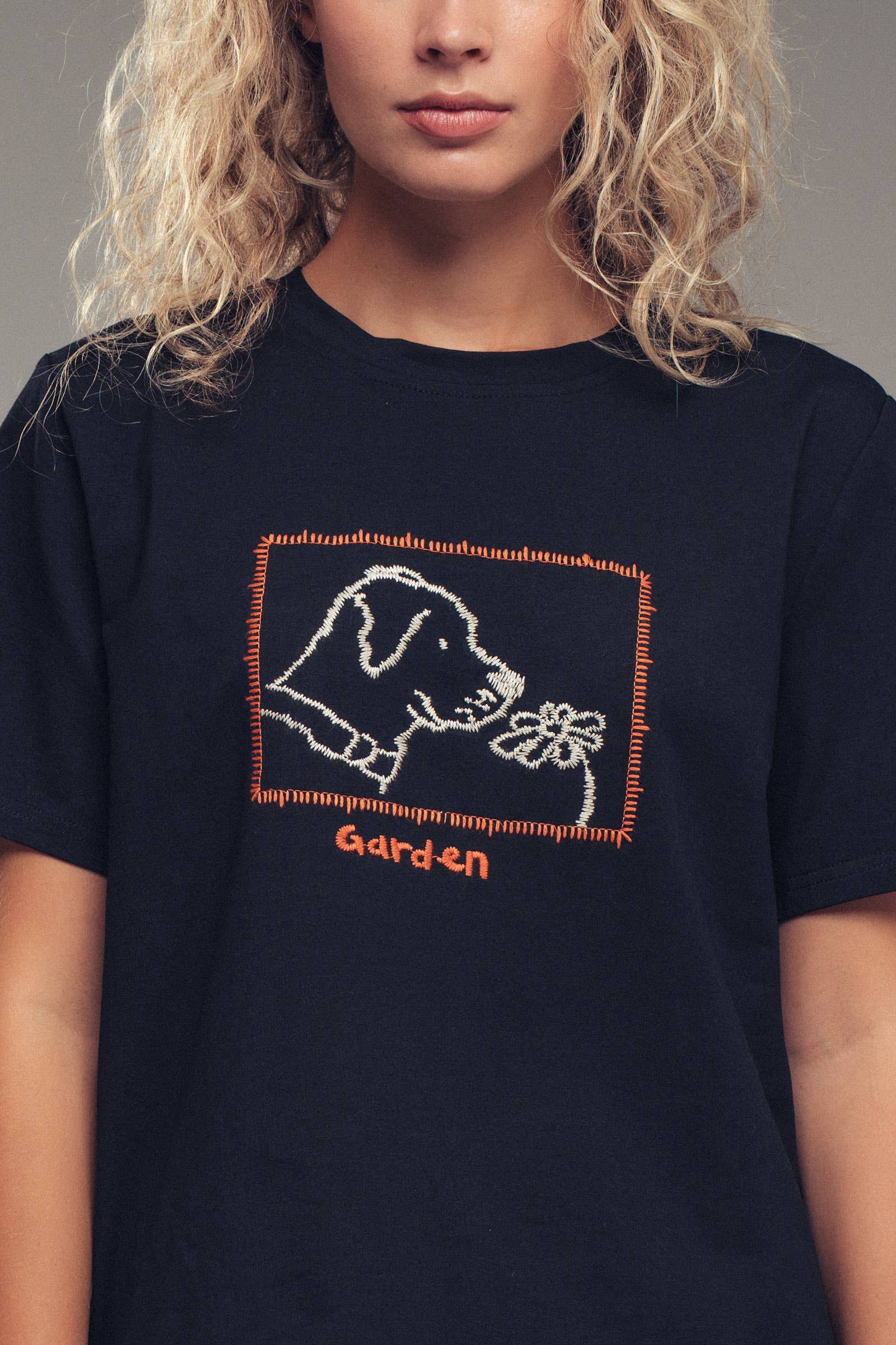 Urban Daizy Whimsical Dog & Daisy Embroidered Cotton Tee White T-Shirt - Women's (UDZ-TP-01020) – alternate view 6