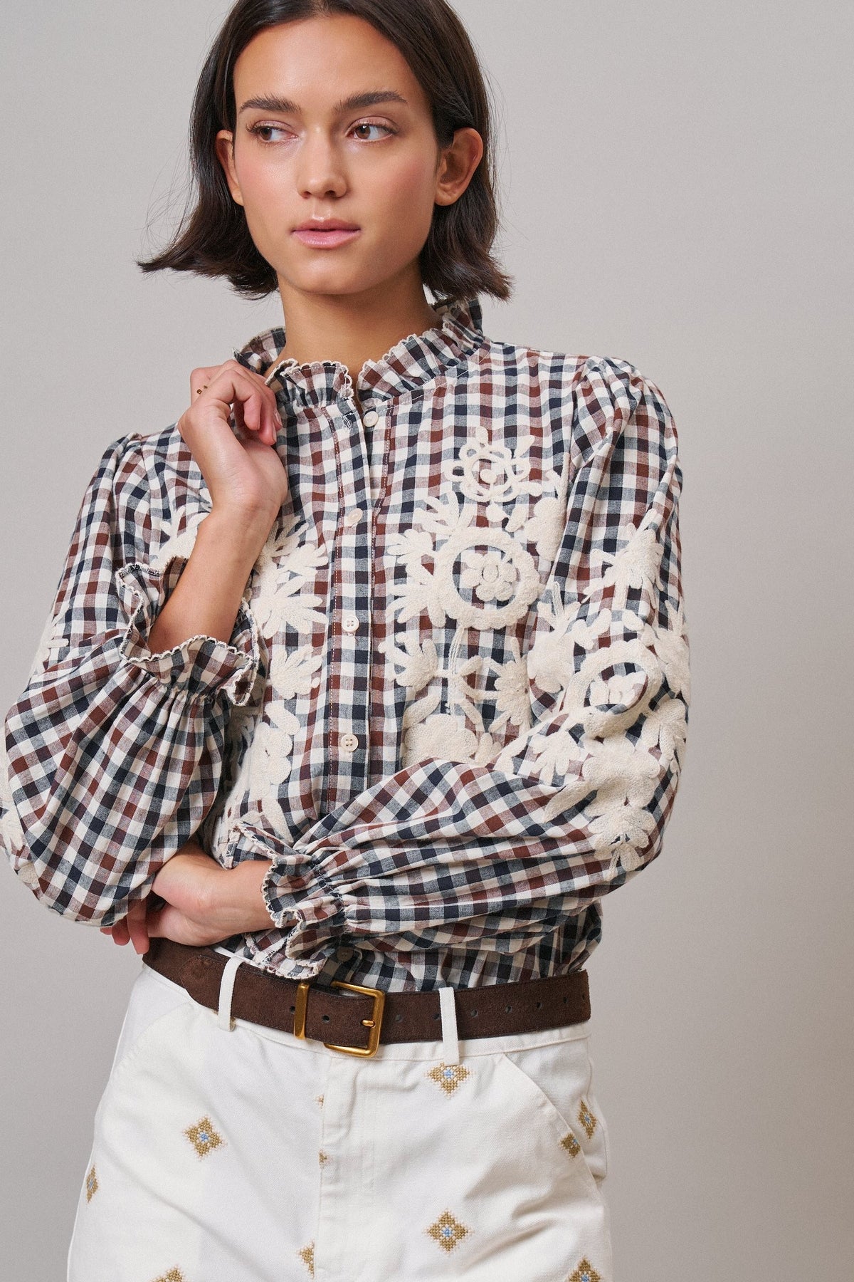Floral Embroidered Gingham Blouse in Romantic Prairie Style in BROWN NAVY - Women's Graphic T-shirts | Urban Daizy