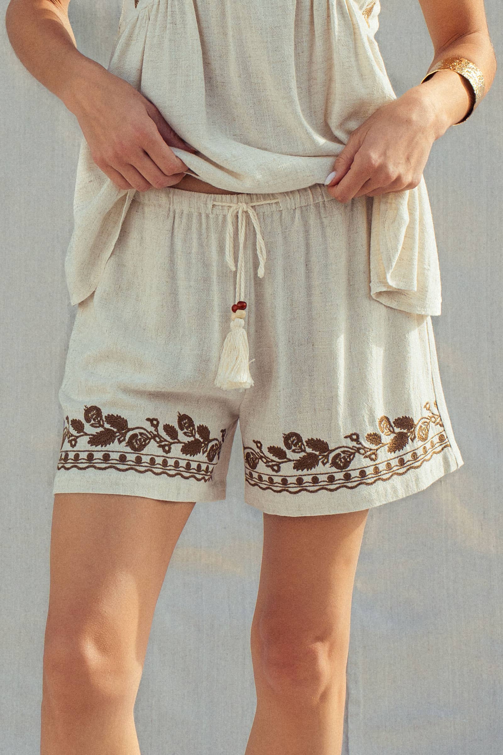 Floral Embroidered Wide Leg Linen Blend Shorts