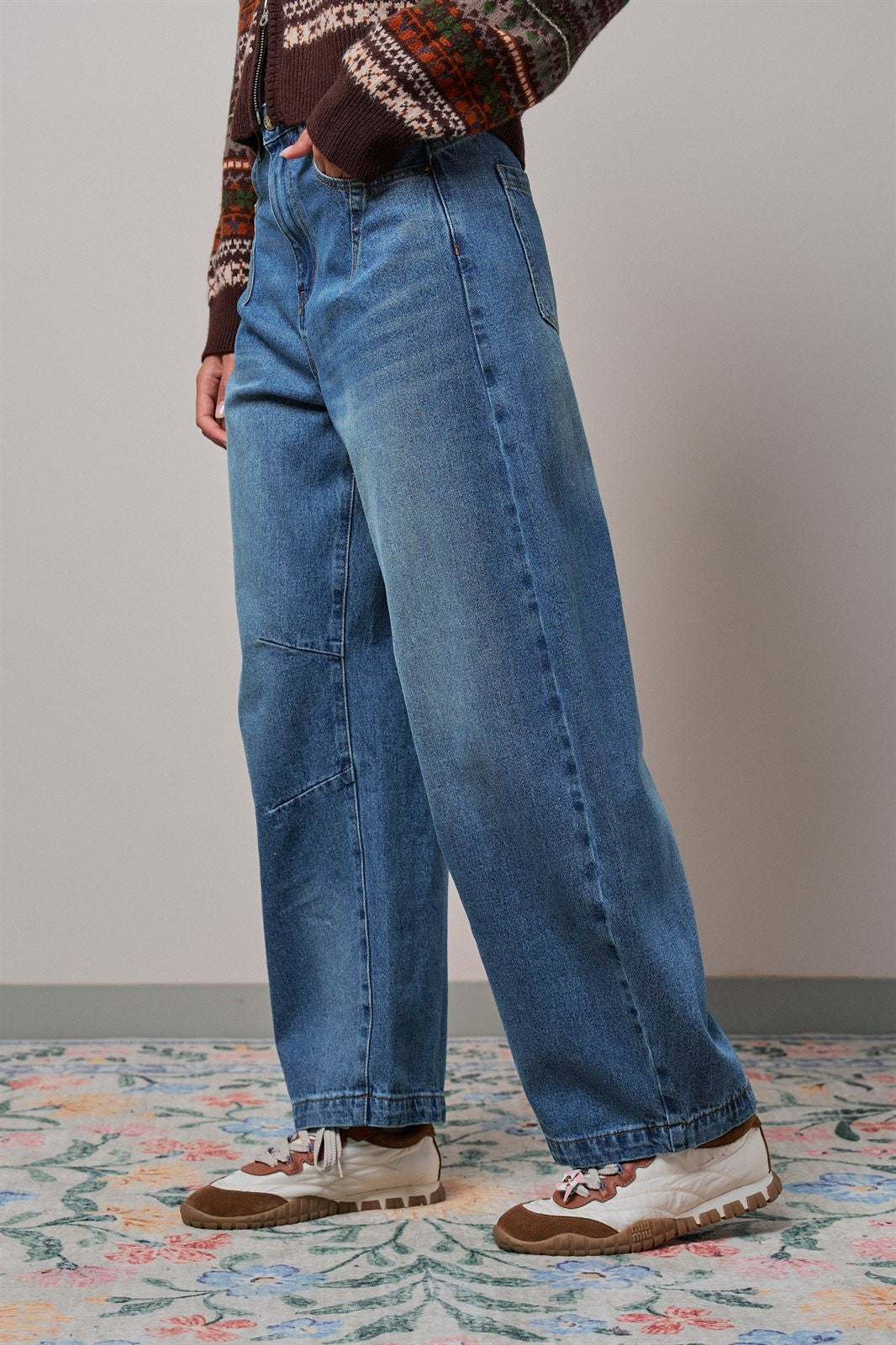 Retro Fade Wide-Leg Barrel Jeans in DENIM - Women's Wide Leg Jeans | Urban Daizy