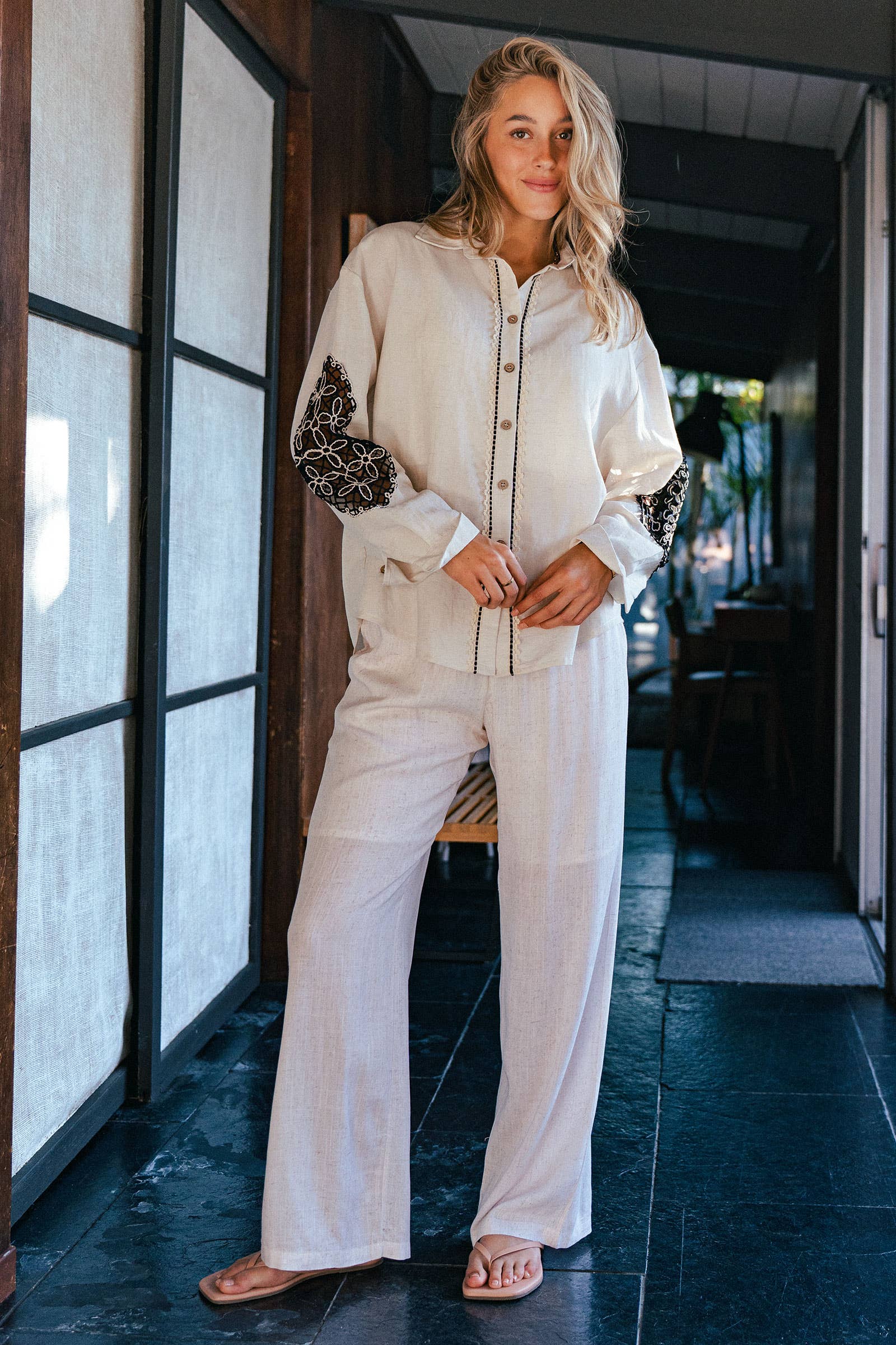 Contrast Crochet Insert Button-Down Shirt