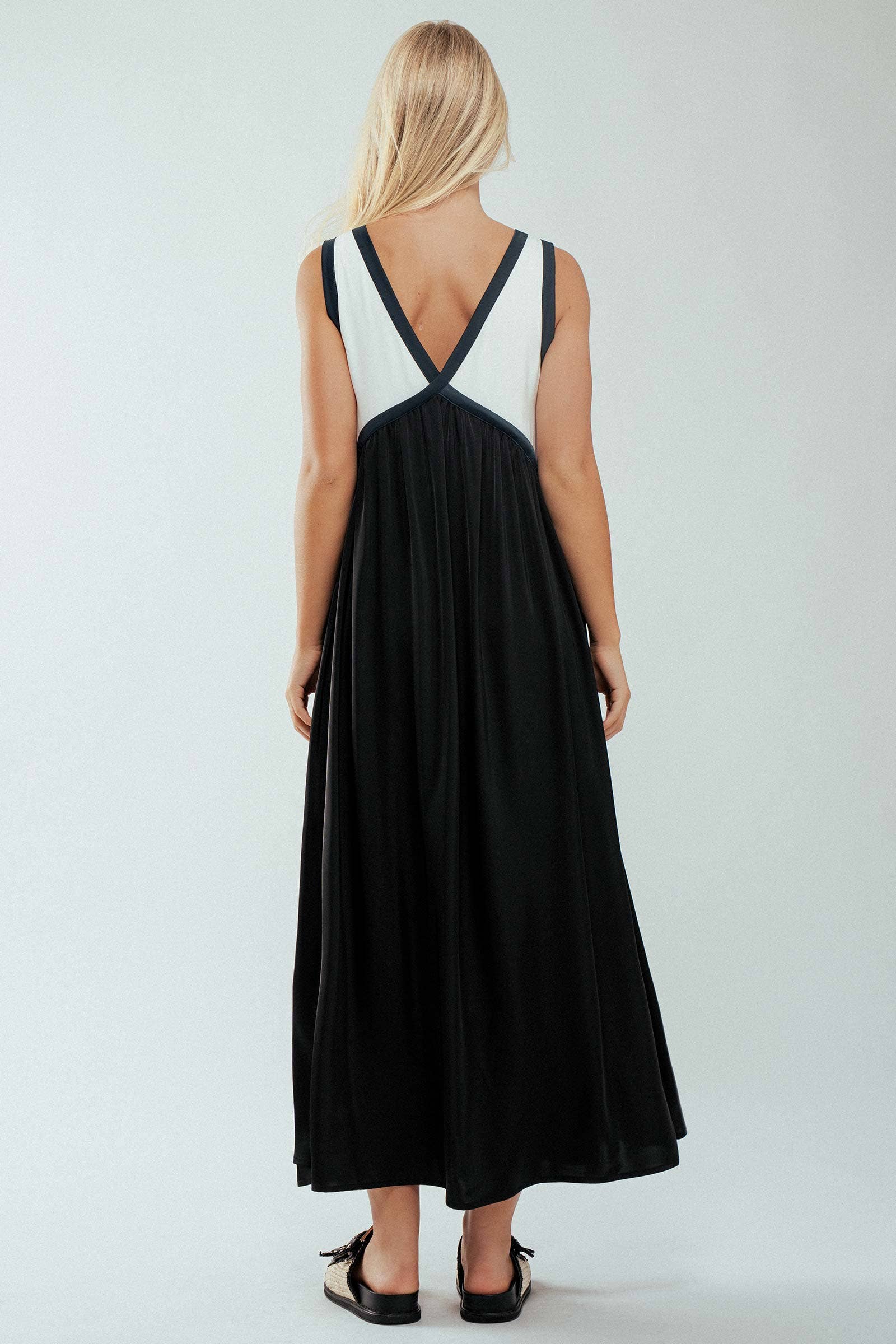 Contrast Piping Empire Waist Dress