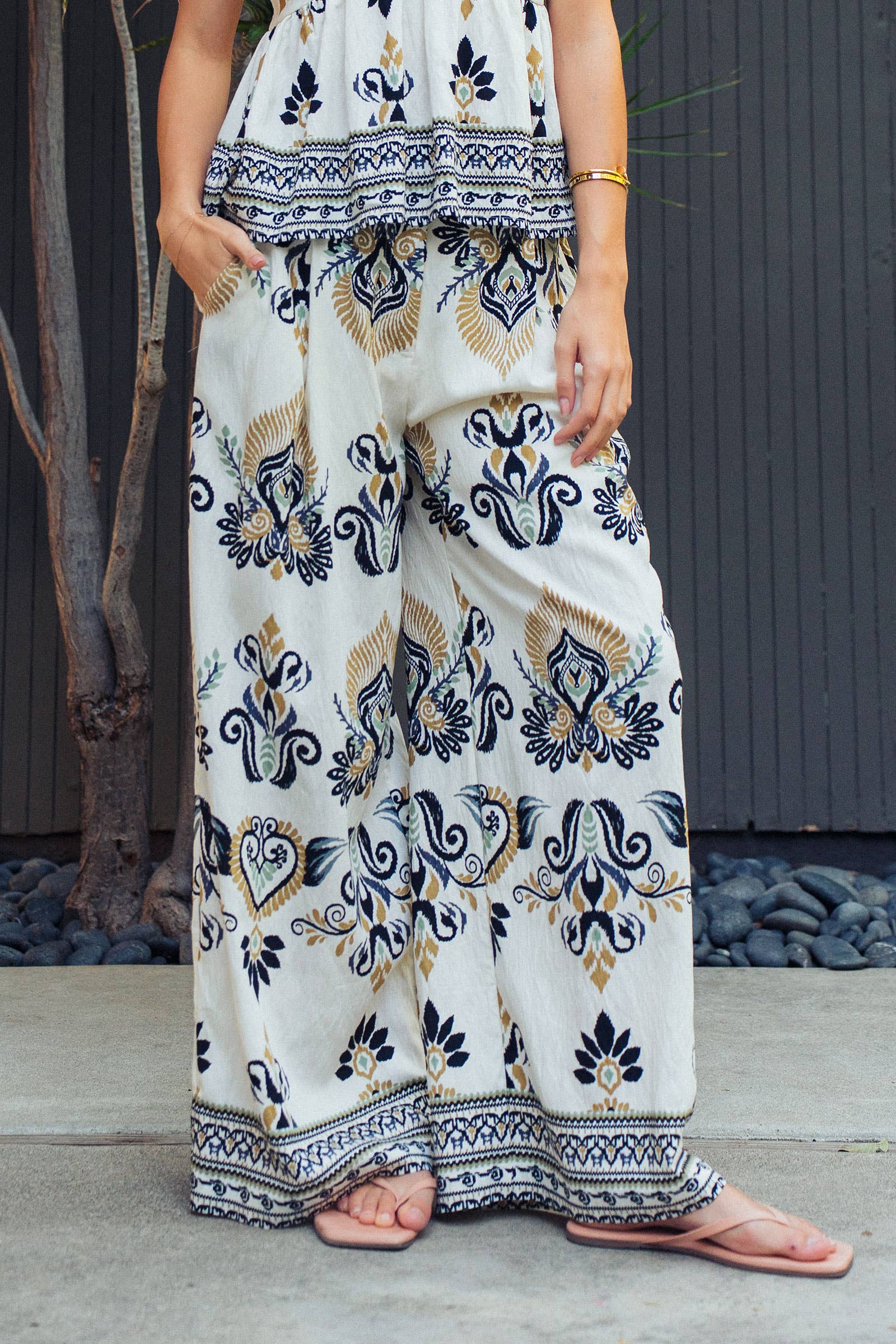 Urban Daizy Boho Paisley Print Wide Leg Palazzo Pants Black Pants - Women's (UDZ-PT-00488)