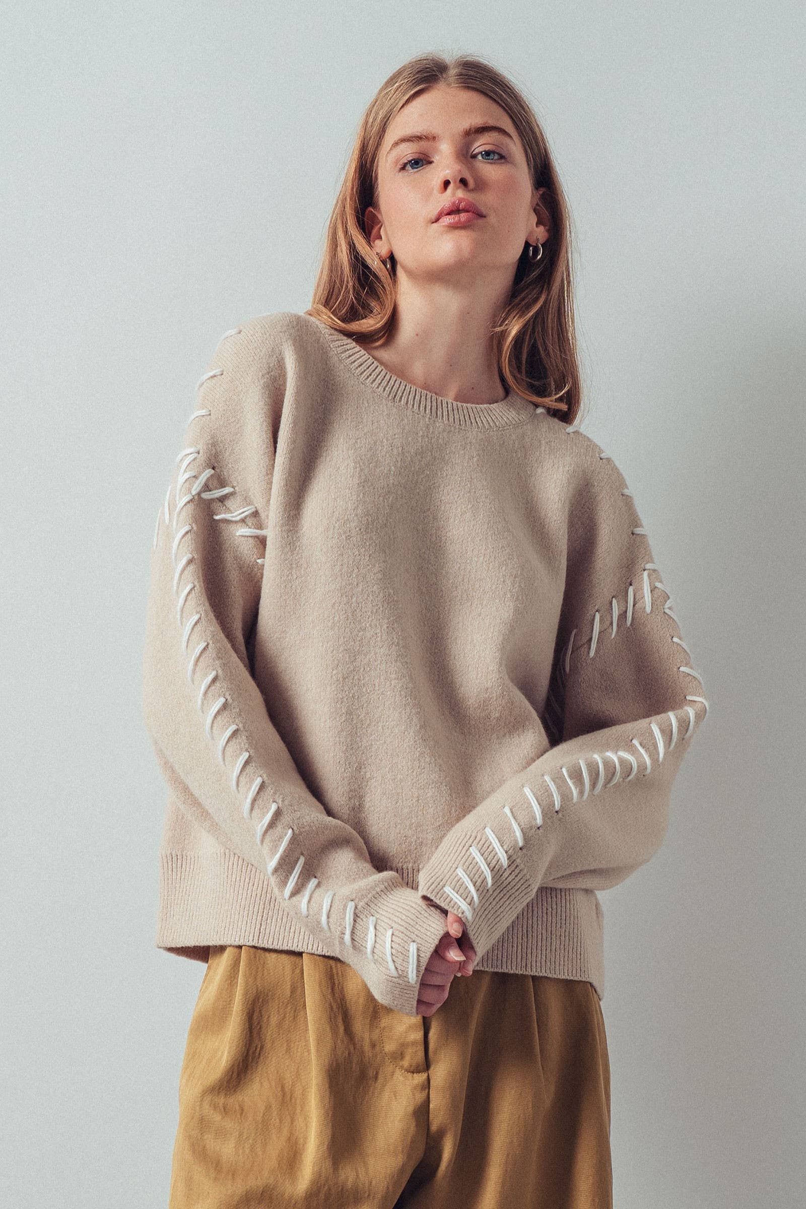 Contrast Whipstitch Detail Knit Sweater