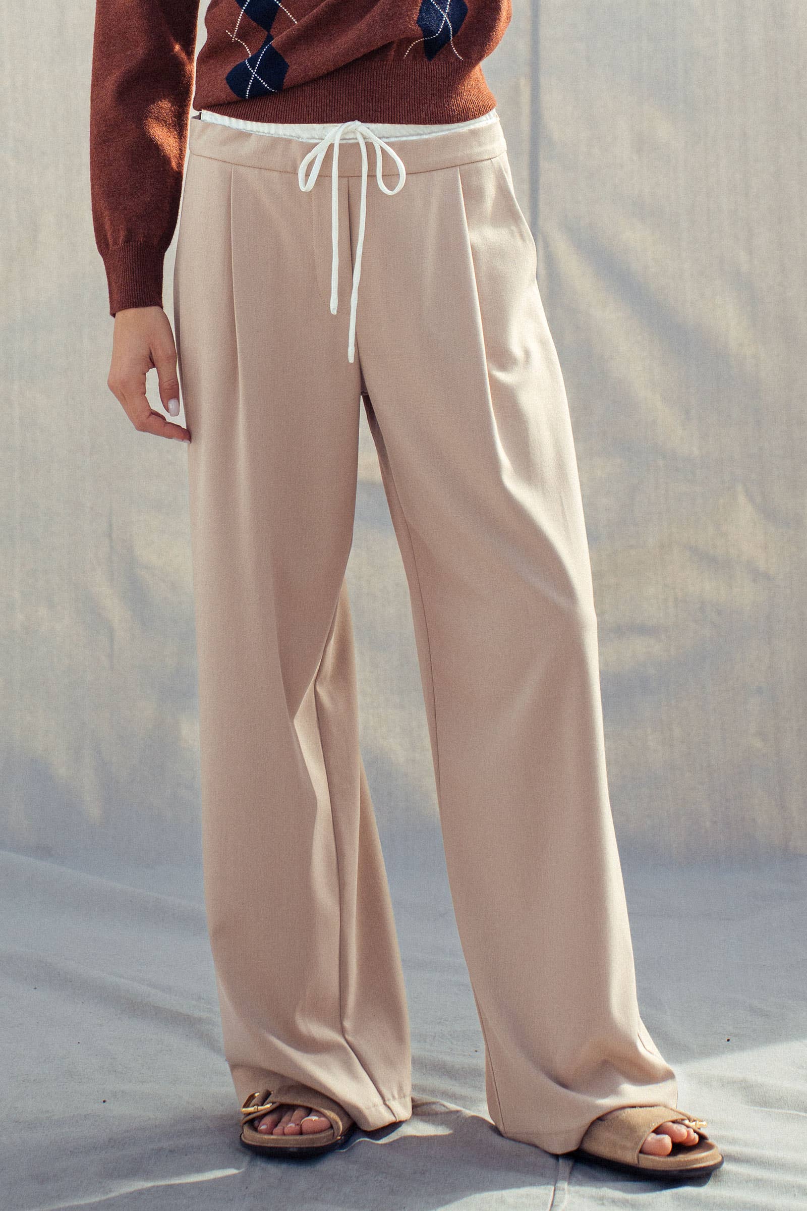 Relaxed Wide-Leg Drawstring Trousers