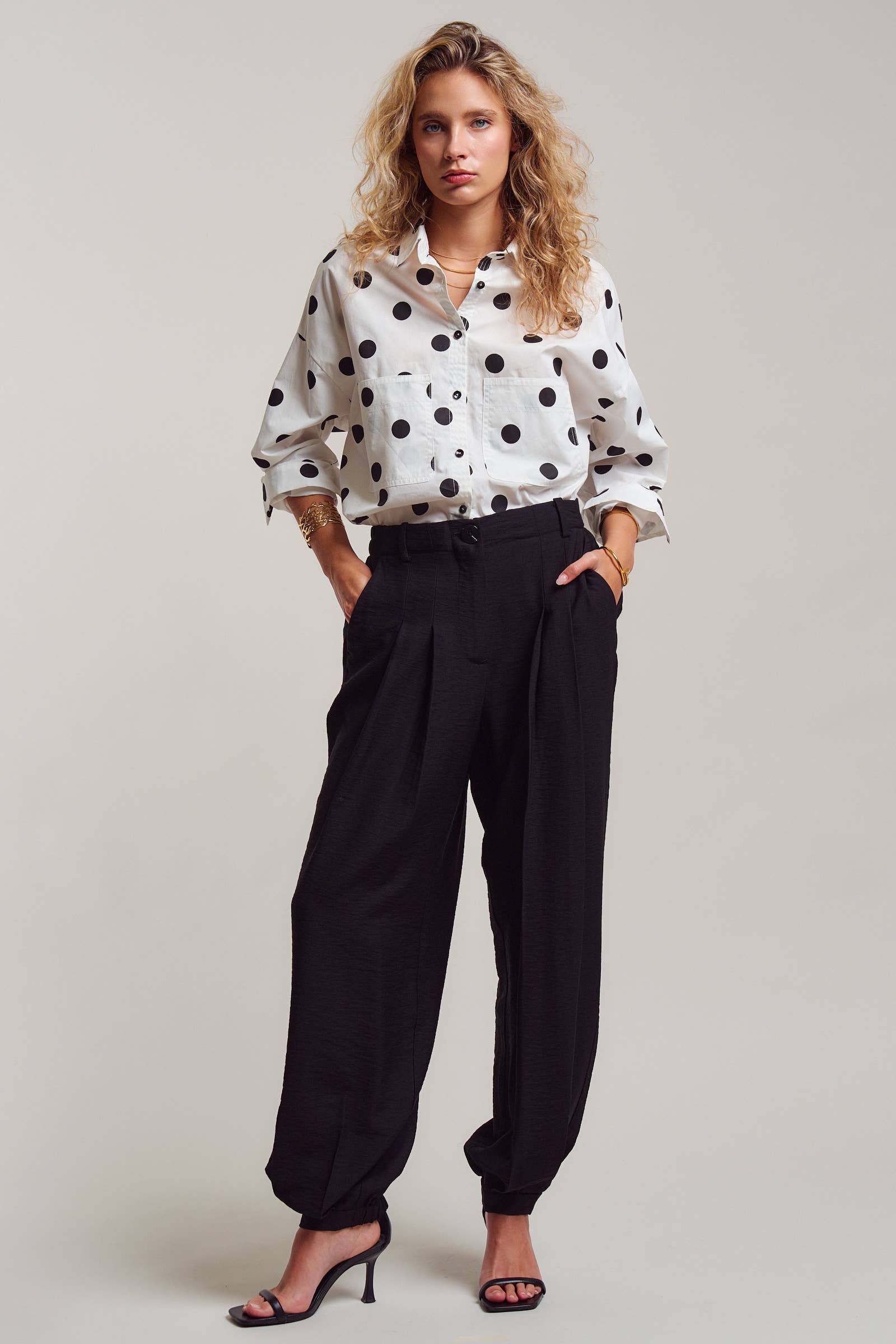 Urban Daizy Textured Pleated Front Tapered Jogger Trousers Khaki Pants - Women's (UDPT0168-Khaki) – alternate view 8