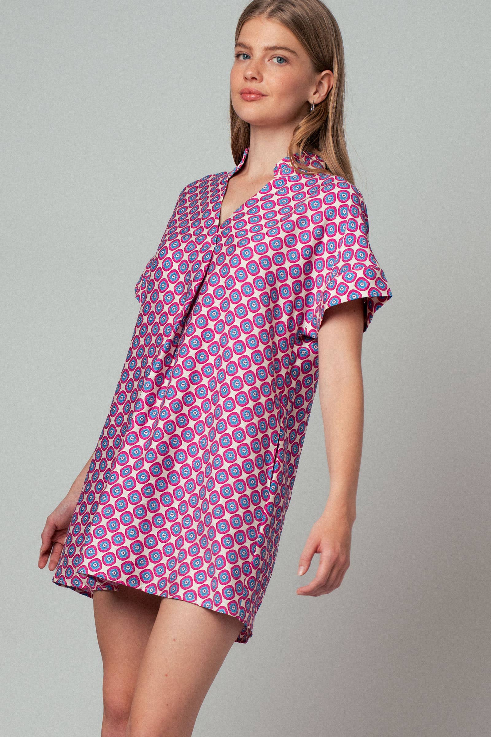 Retro Geometric Print Stand Collar Mini Dress