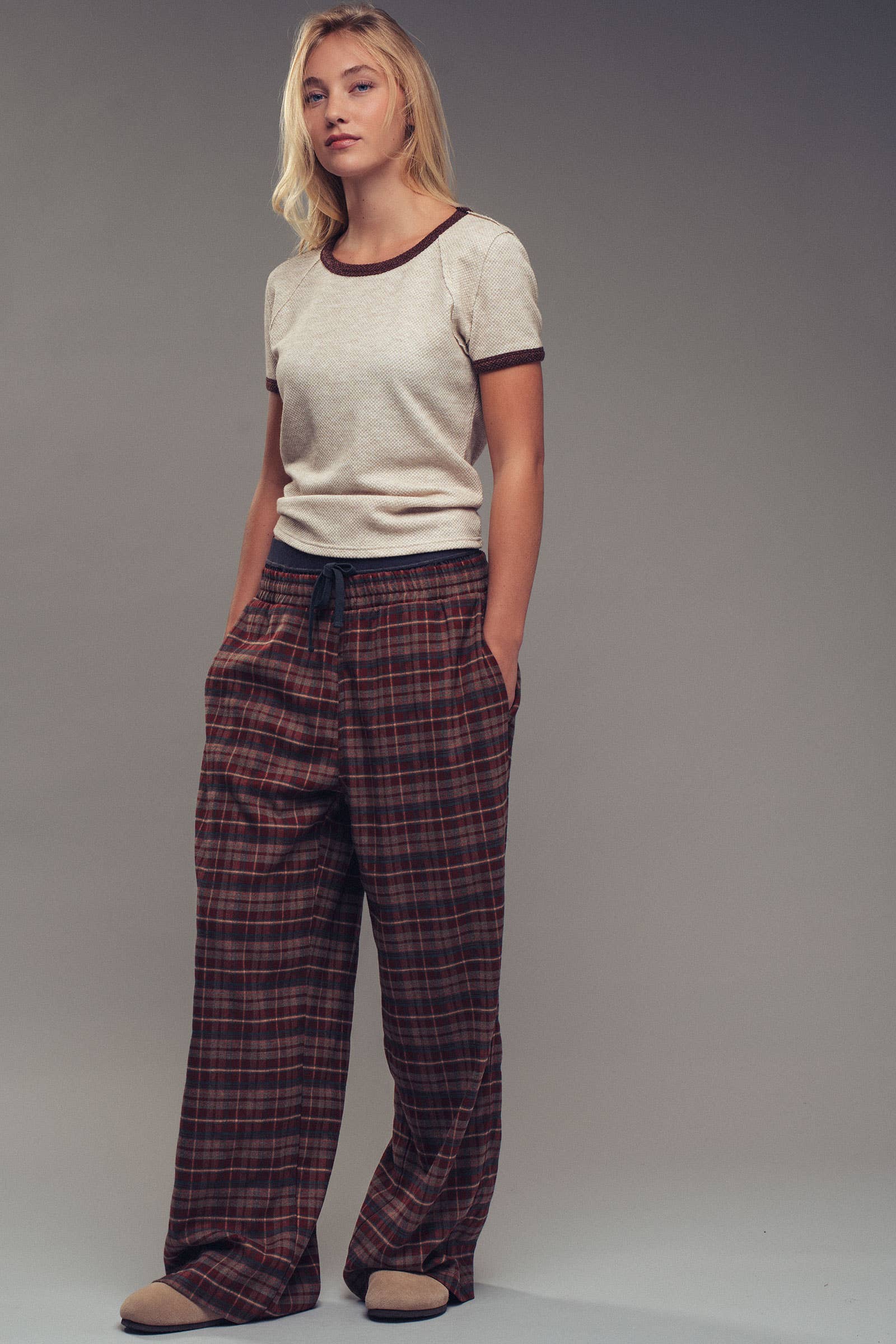 Urban Daizy Plaid Wide-Leg Lounge Pants Brown-Multi Lounge Sweatpants/Joggers - Women's (UDZ-KN-00150) – alternate view 15