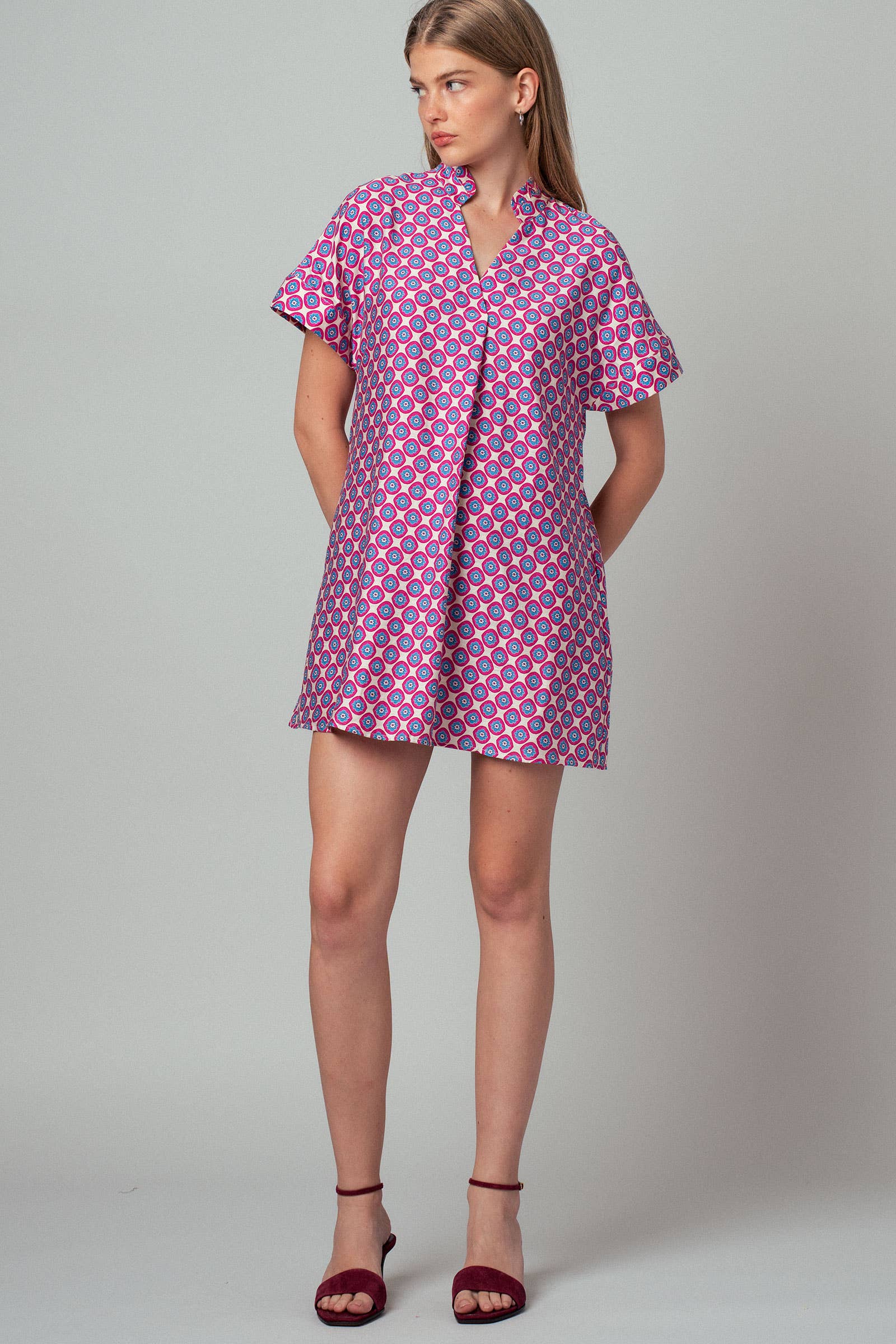 Retro Geometric Print Stand Collar Mini Dress