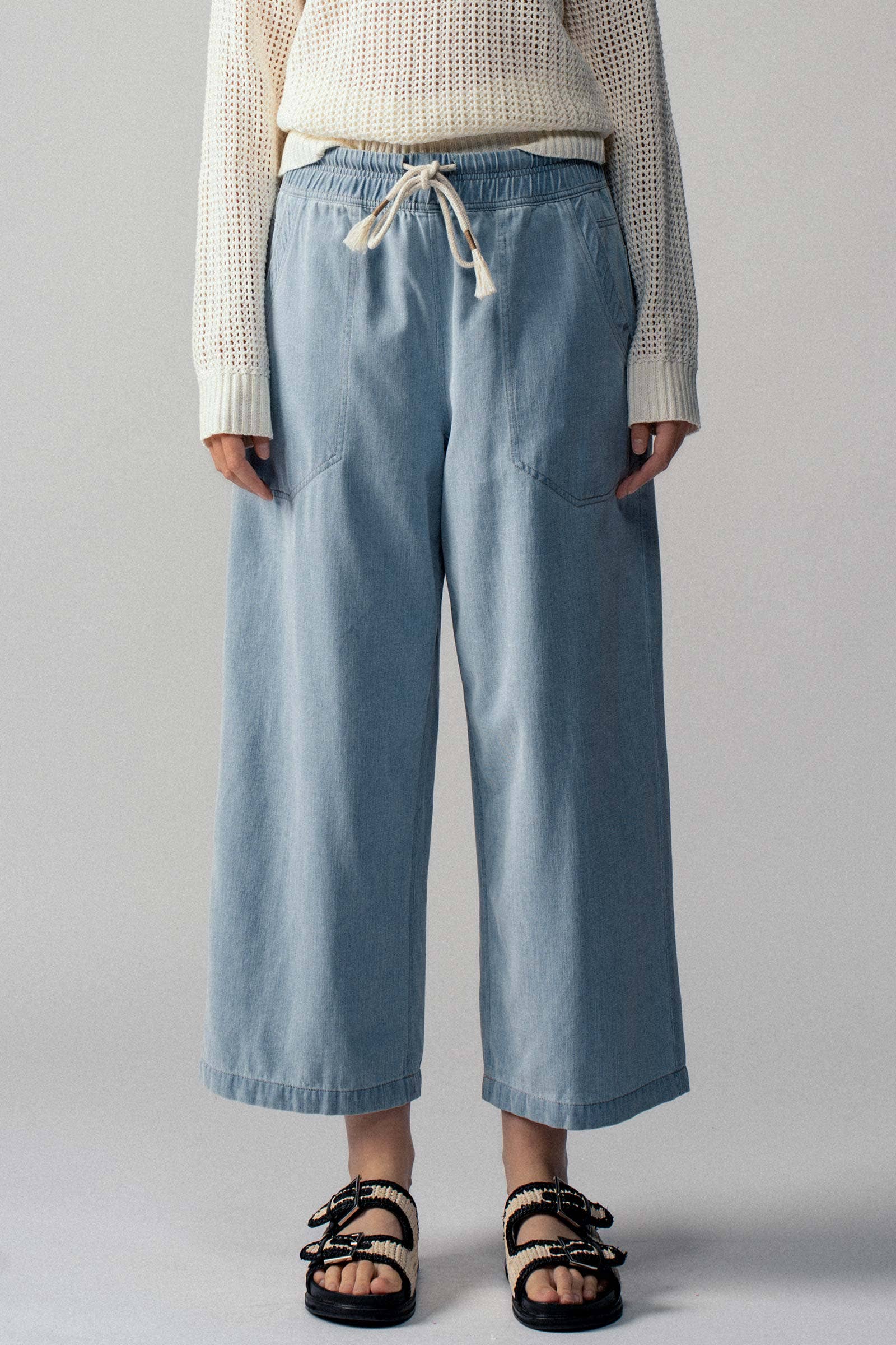 Light Blue Wide-Leg Cropped Pants