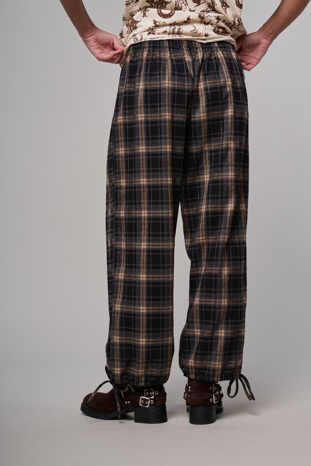 Campfire Plaid Flannel Jogger Pants in BLACK - Women's Casual Pants | Urban Daizy