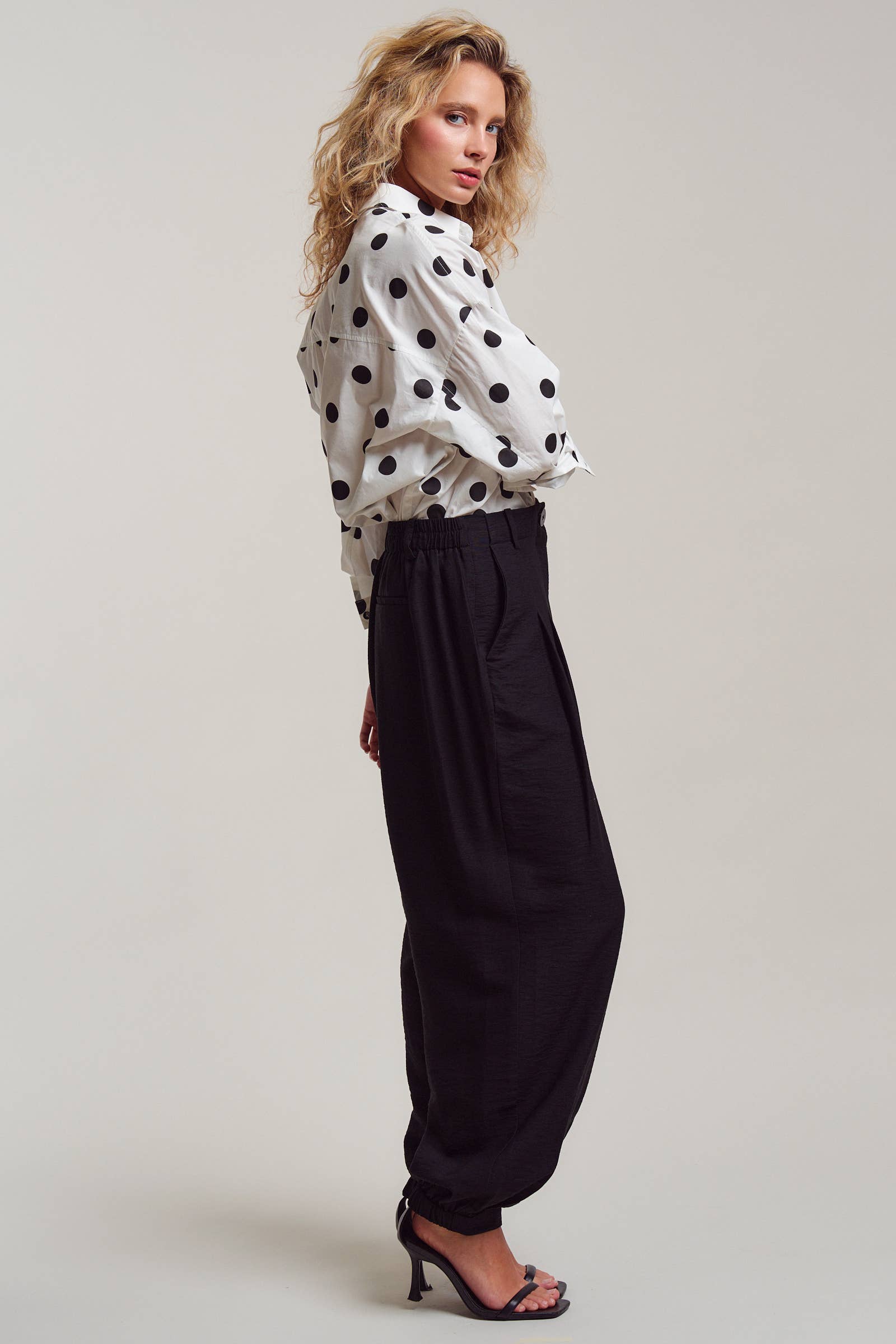 Urban Daizy Textured Pleated Front Tapered Jogger Trousers Khaki Pants - Women's (UDPT0168-Khaki) – alternate view 11