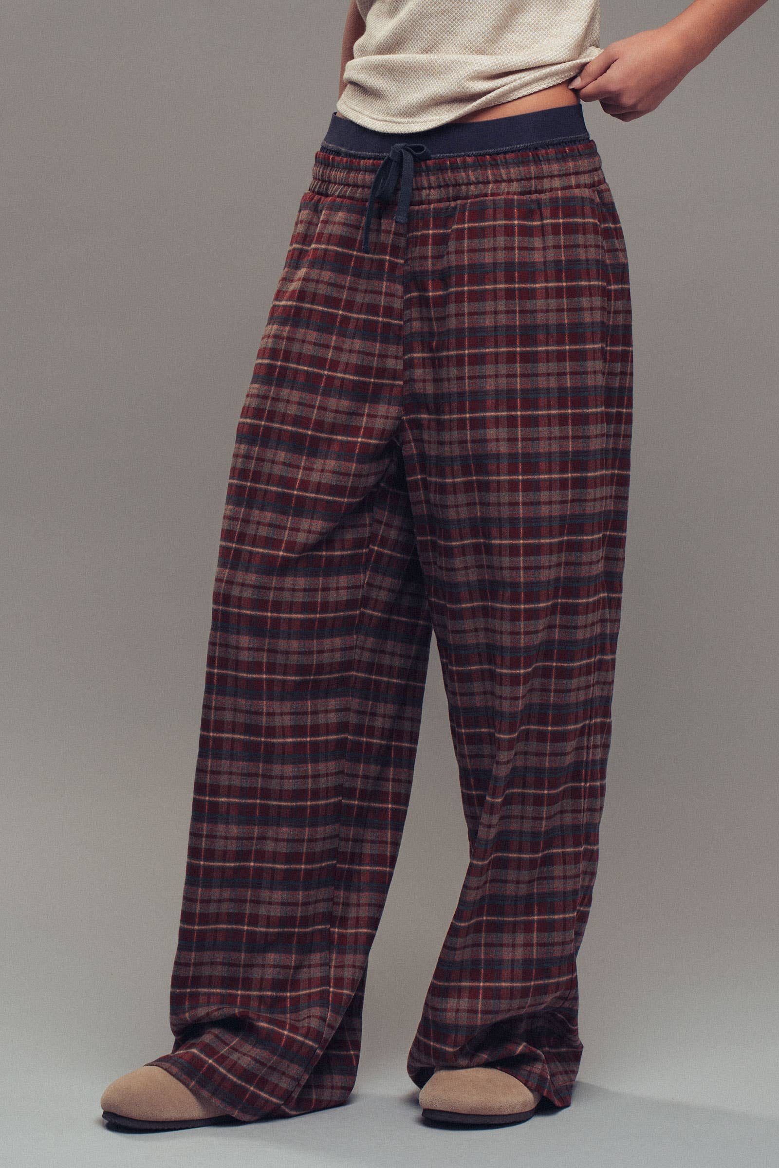 Urban Daizy Plaid Wide-Leg Lounge Pants Brown-Multi Lounge Sweatpants/Joggers - Women's (UDZ-KN-00150) – alternate view 11
