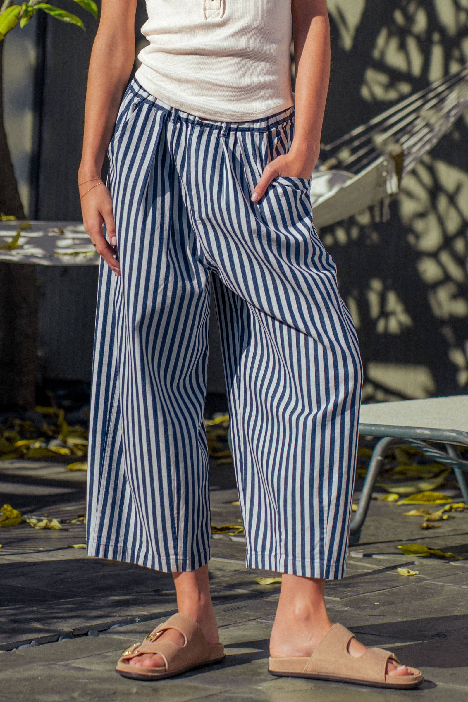 Urban Daizy Striped Pleated Wide Leg Culotte Pants Blue-Stripe Pants - Women's (UDZ-PT-00477) – alternate view 3