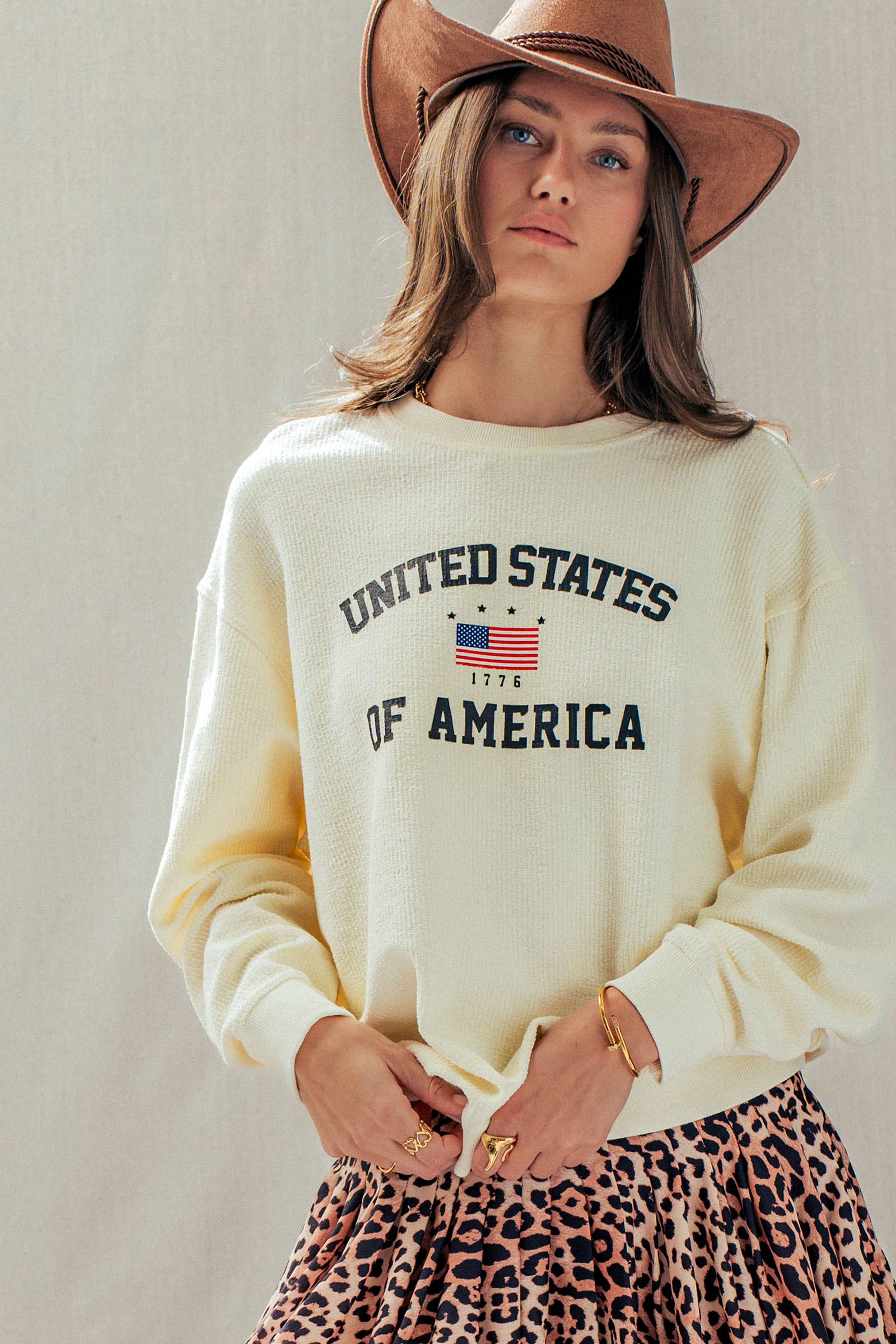Urban Daizy United States 1776 Waffle Knit Cotton Pullover Peach Graphic Sweatshirt - Women's (TNTP3994)