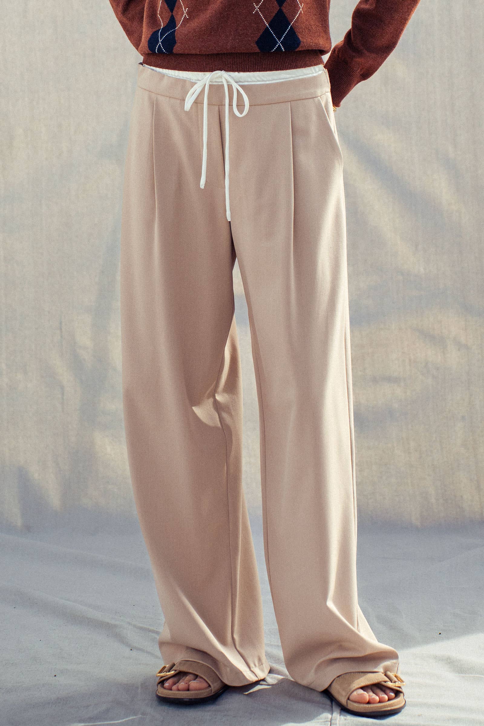 Relaxed Wide-Leg Drawstring Trousers
