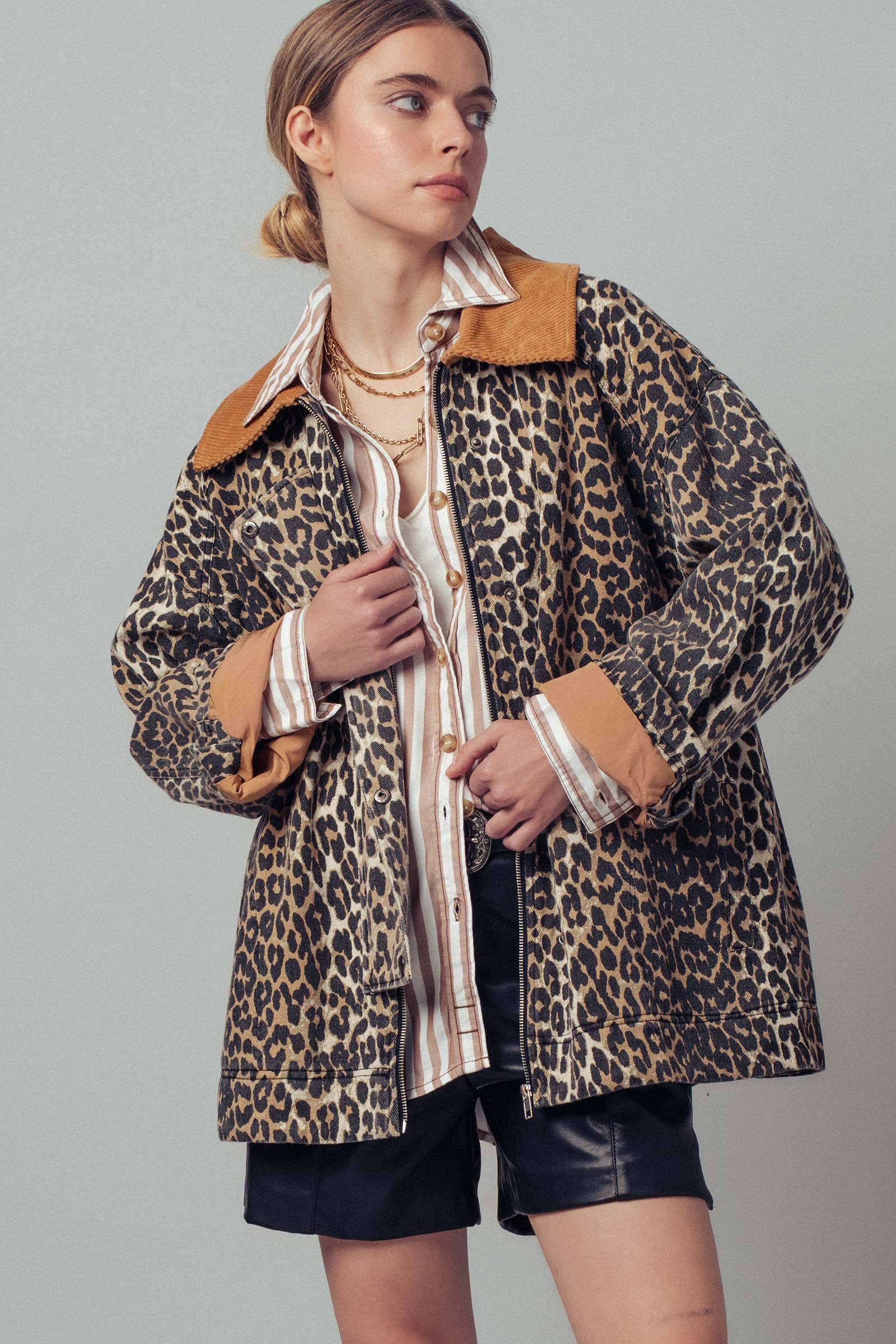 Urban Daizy Corduroy Collar Leopard Print Jacket Leopard Jacket - Women's (UDZ-KN-00652) – alternate view 2