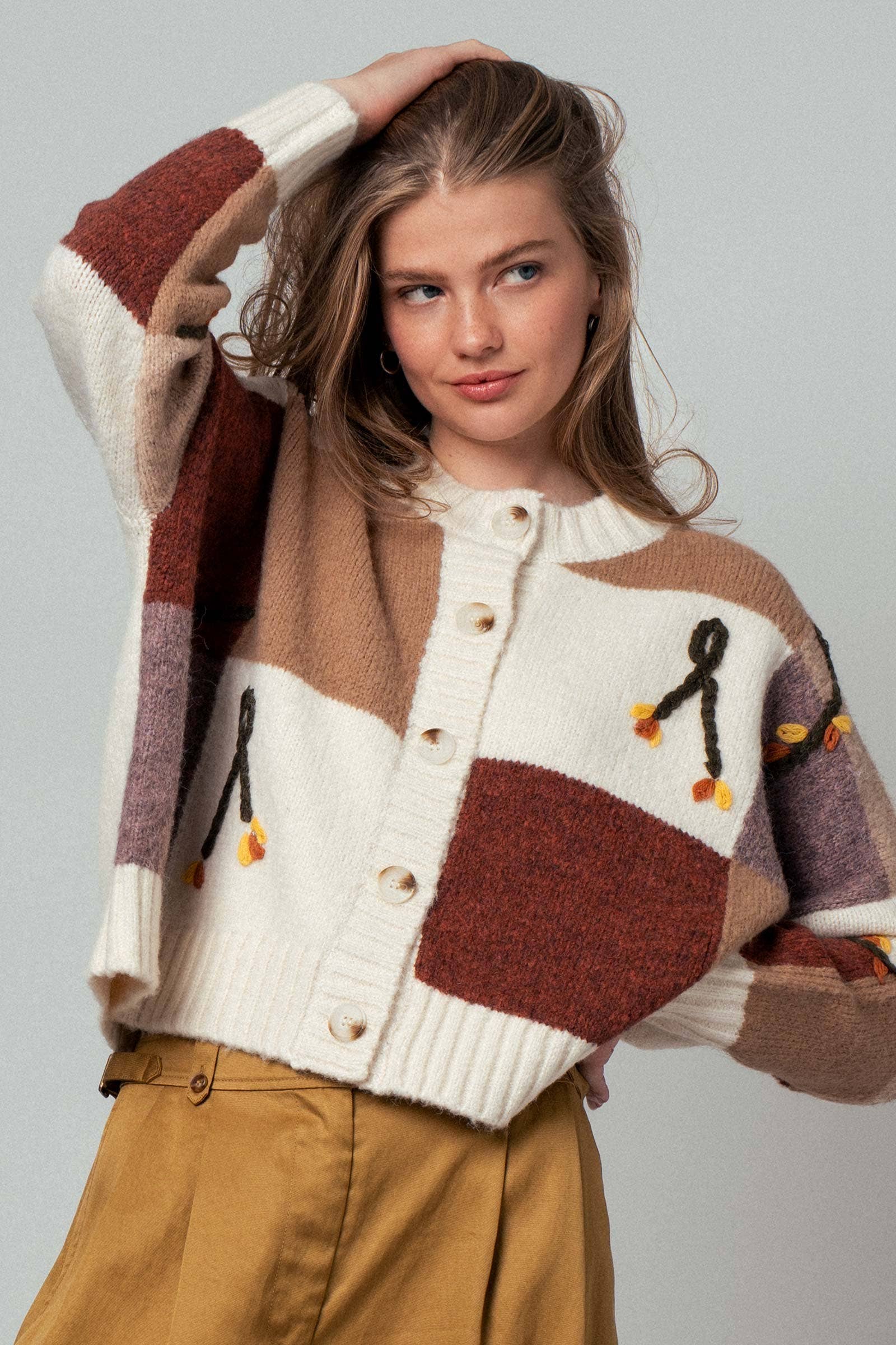 Urban Daizy Colorblock Checkerboard Yarn Appliqué Cardigan Mocha Cardigan - Women's (UDZ-OT-00168) – alternate view 13