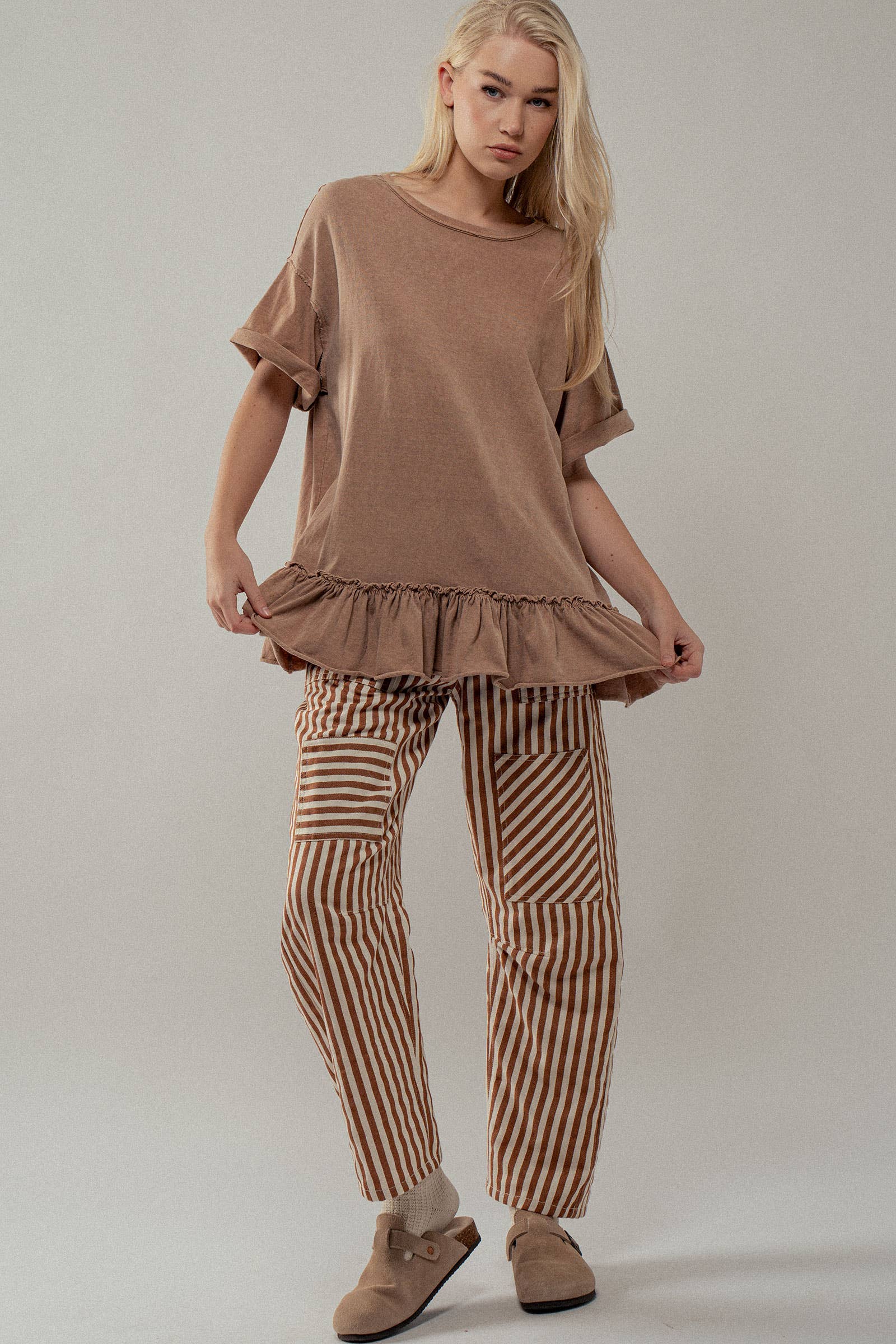 Casual Drop Shoulder Ruffle Hem Exposed Stitch Crew Neck Top