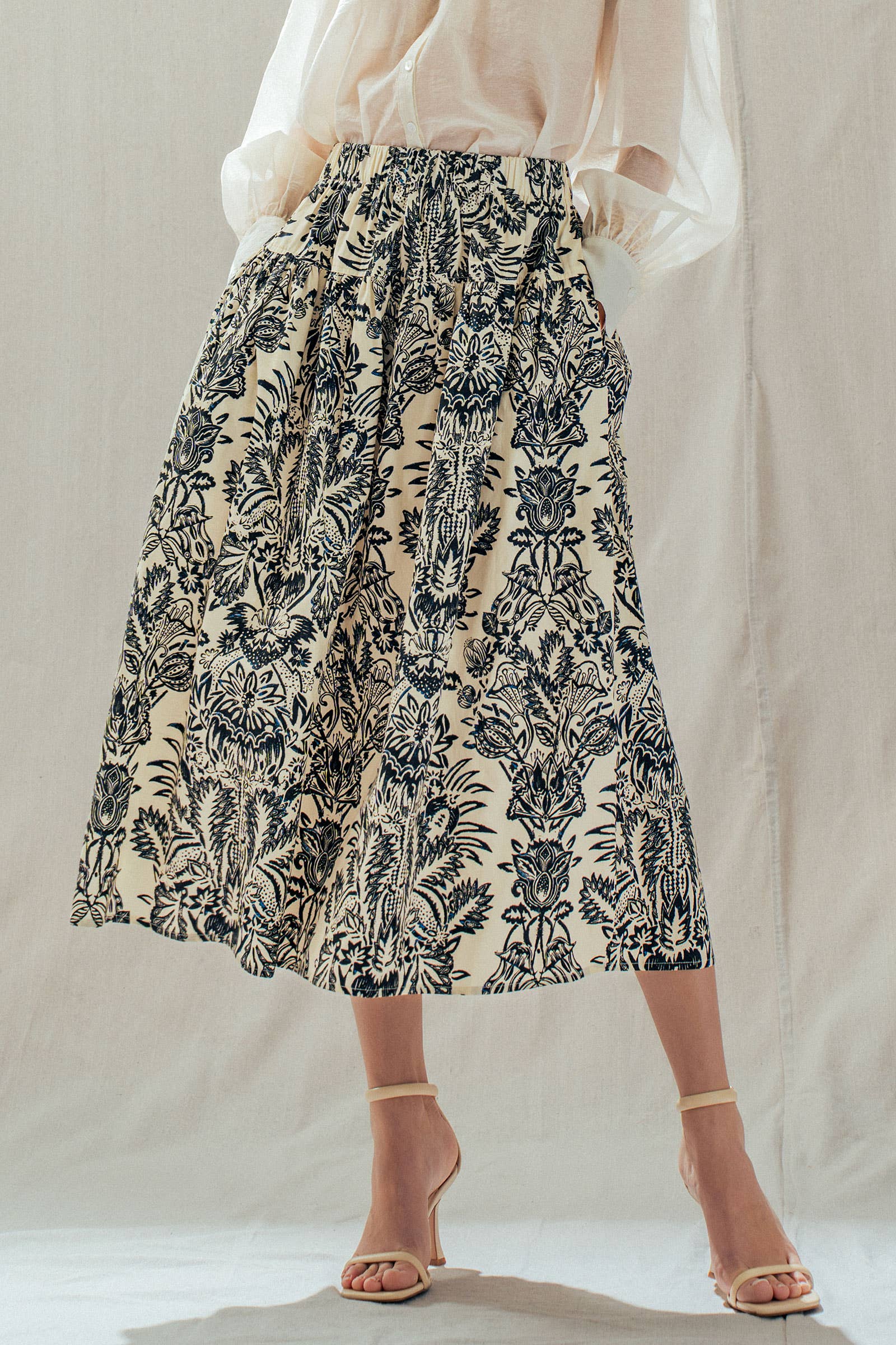 Urban Daizy Botanical Print Cotton Midi Skirt with Pockets Ivory-Black Skirt - Women's (UDSK0102) – alternate view 6